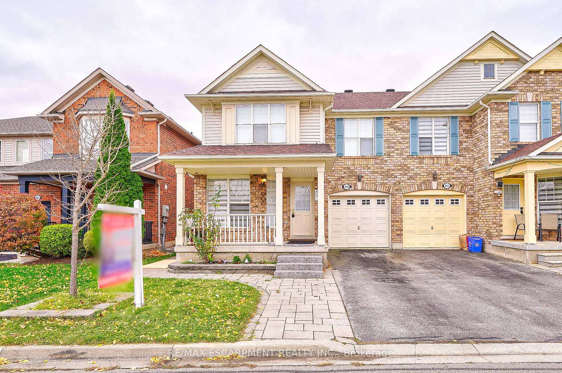 Front of 810 Shepherd Place