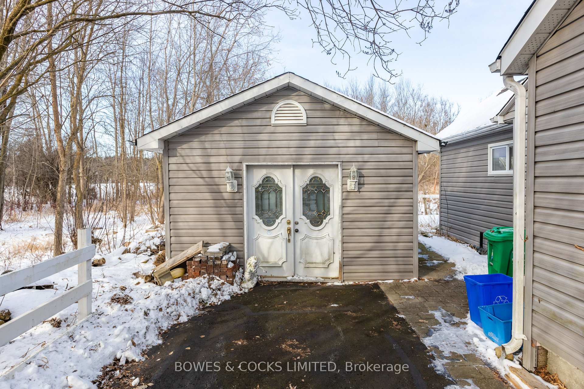 Photo 6 of 506 Maniece Avenue, Peterborough, Ashburnham Ward 4 — HOMEH