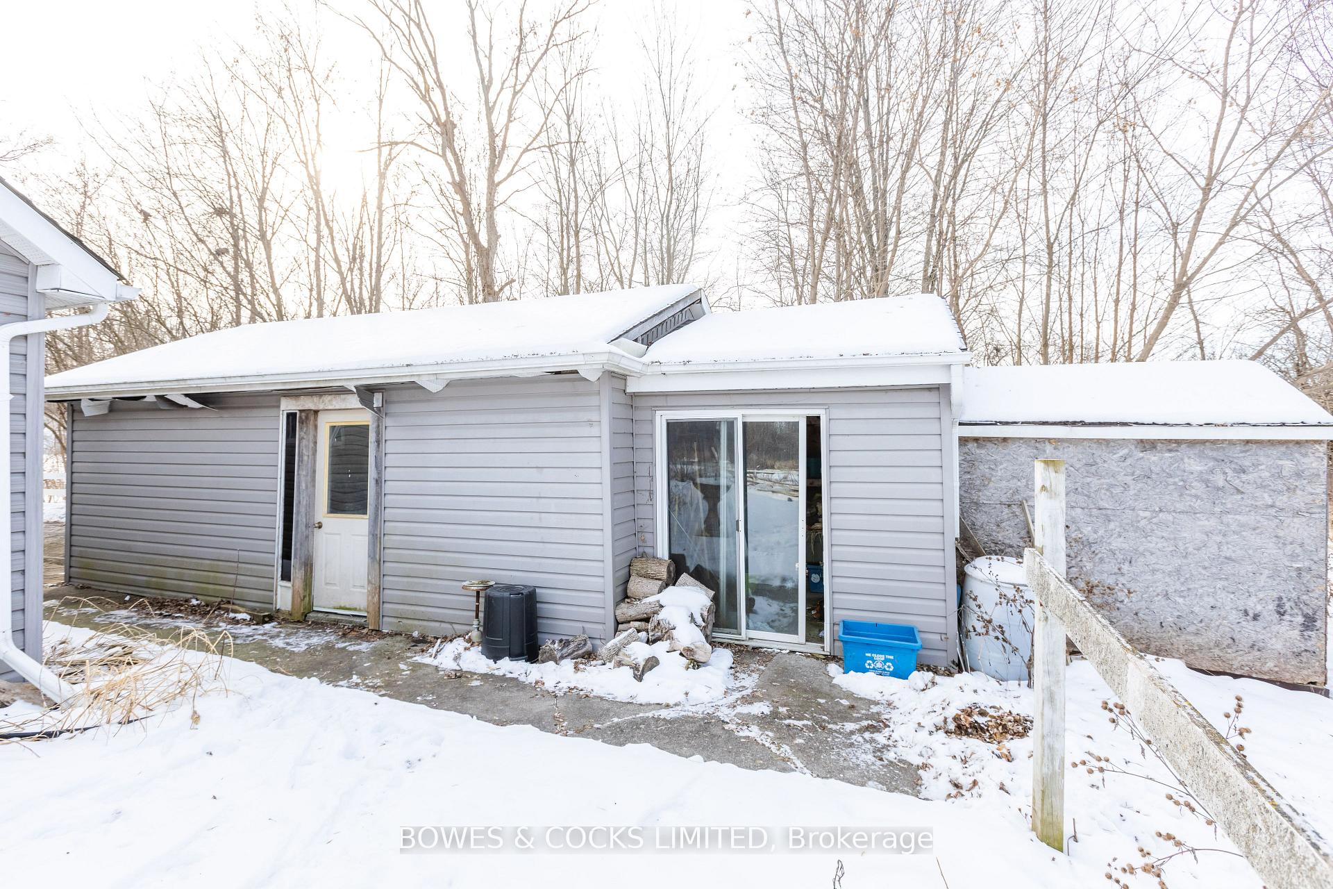 Photo 7 of 506 Maniece Avenue, Peterborough, Ashburnham Ward 4 — HOMEH