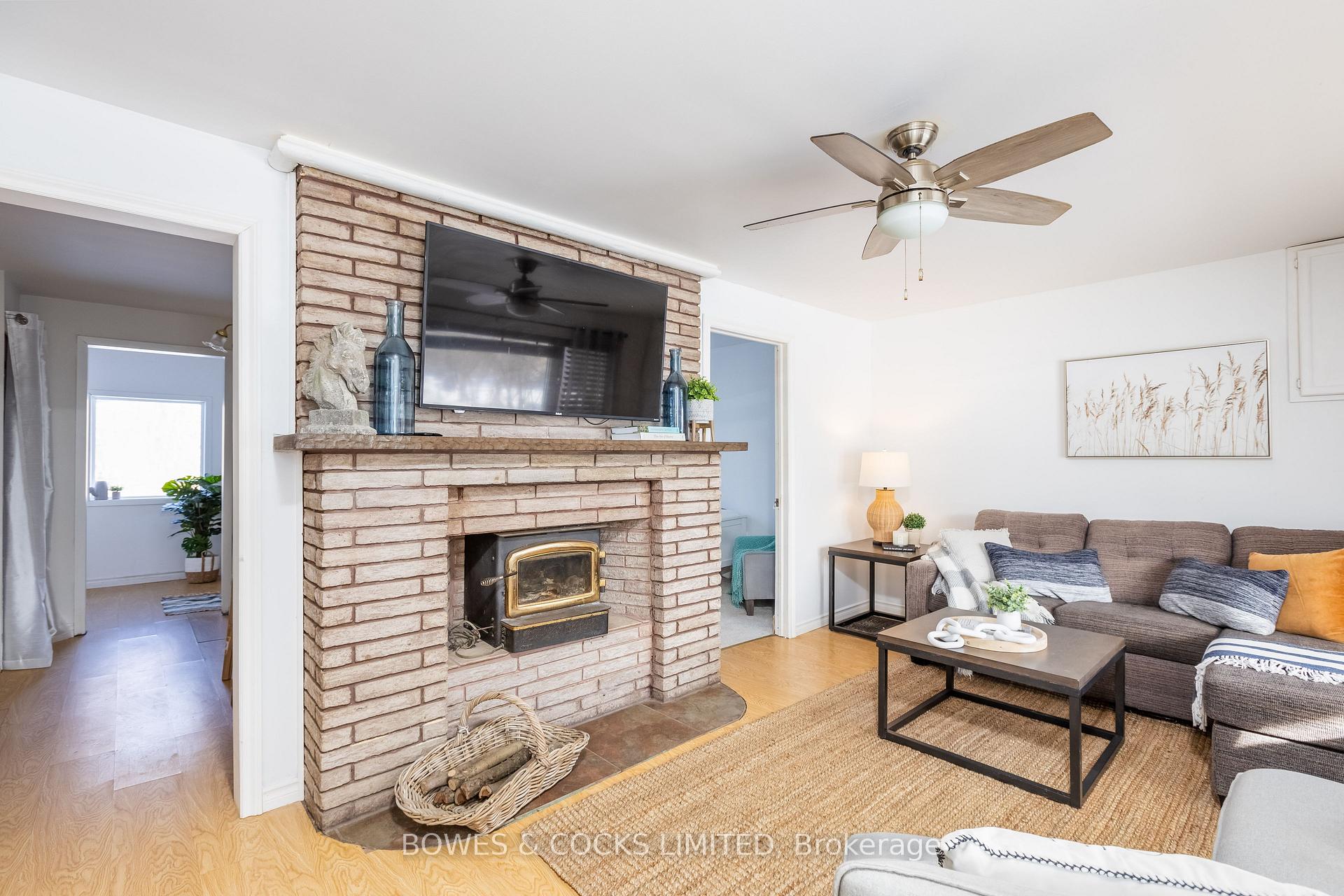 Photo 16 of 506 Maniece Avenue, Peterborough, Ashburnham Ward 4 — HOMEH