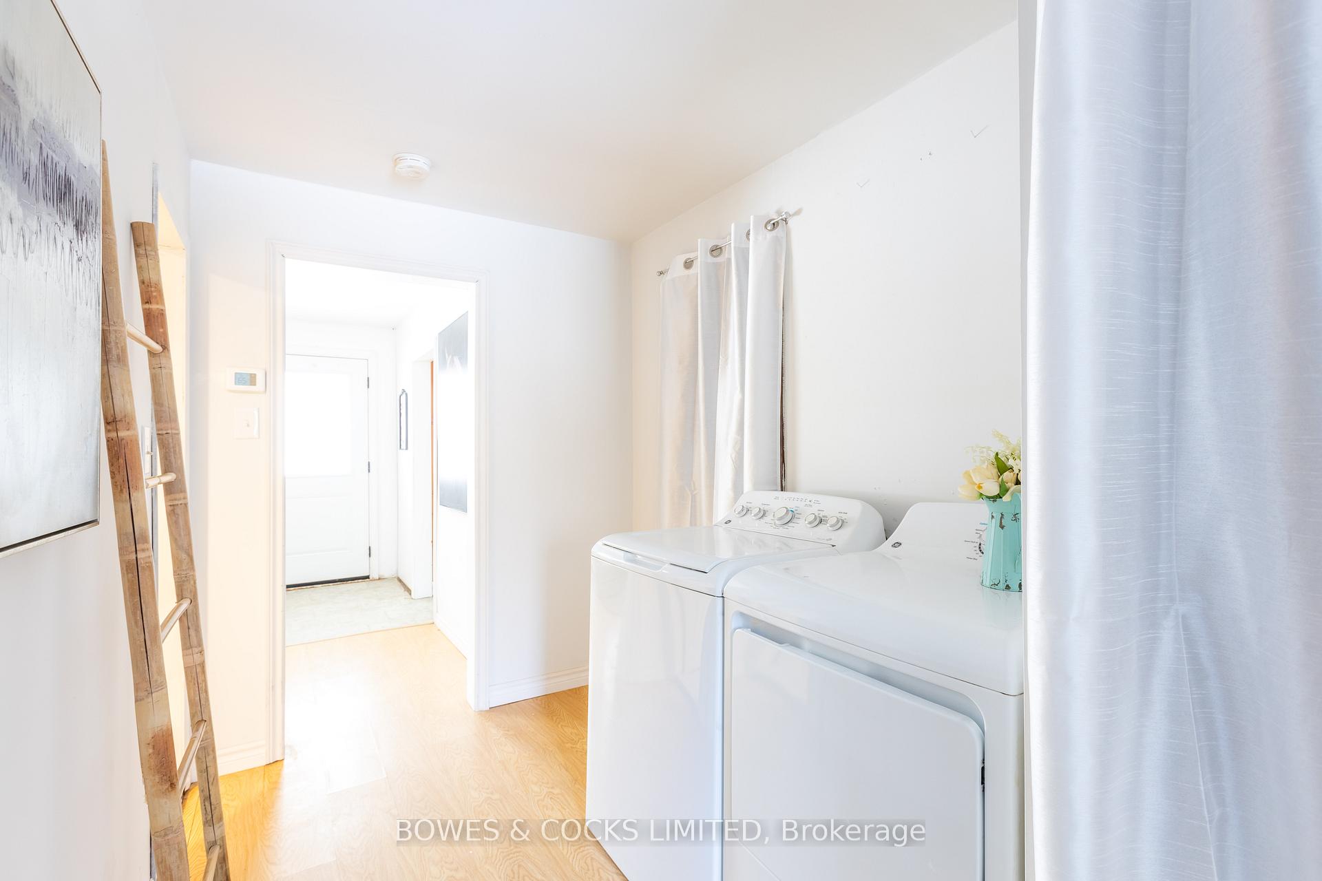Photo 21 of 506 Maniece Avenue, Peterborough, Ashburnham Ward 4 — HOMEH
