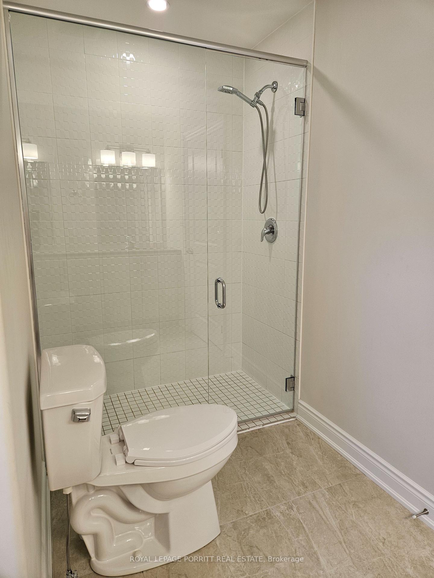 Photo 6 of 208 Mallory Terrace, Peterborough, Northcrest Ward 5 — HOMEH