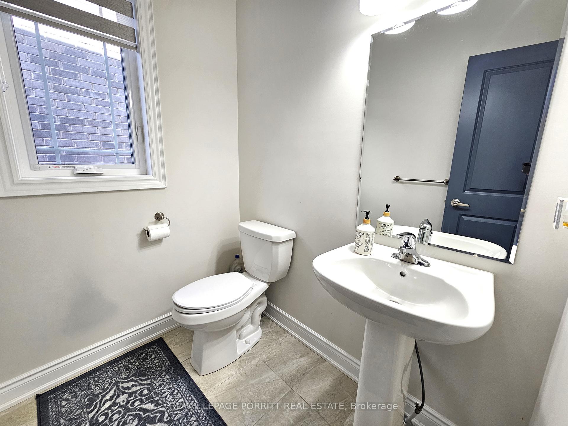 Photo 19 of 208 Mallory Terrace, Peterborough, Northcrest Ward 5 — HOMEH