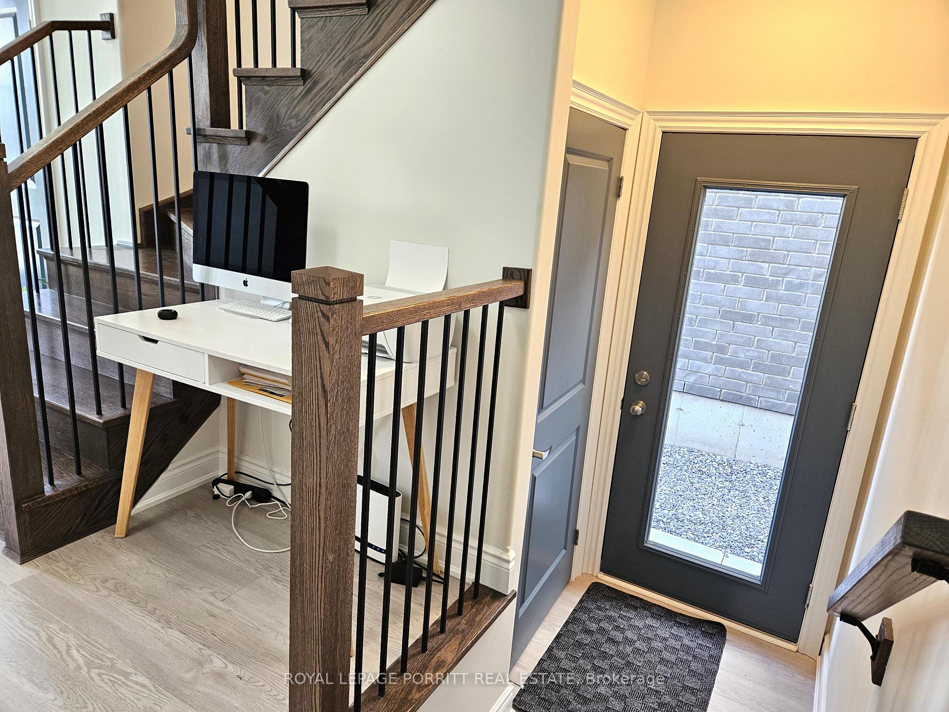 Photo 20 of 208 Mallory Terrace, Peterborough, Northcrest Ward 5 — HOMEH