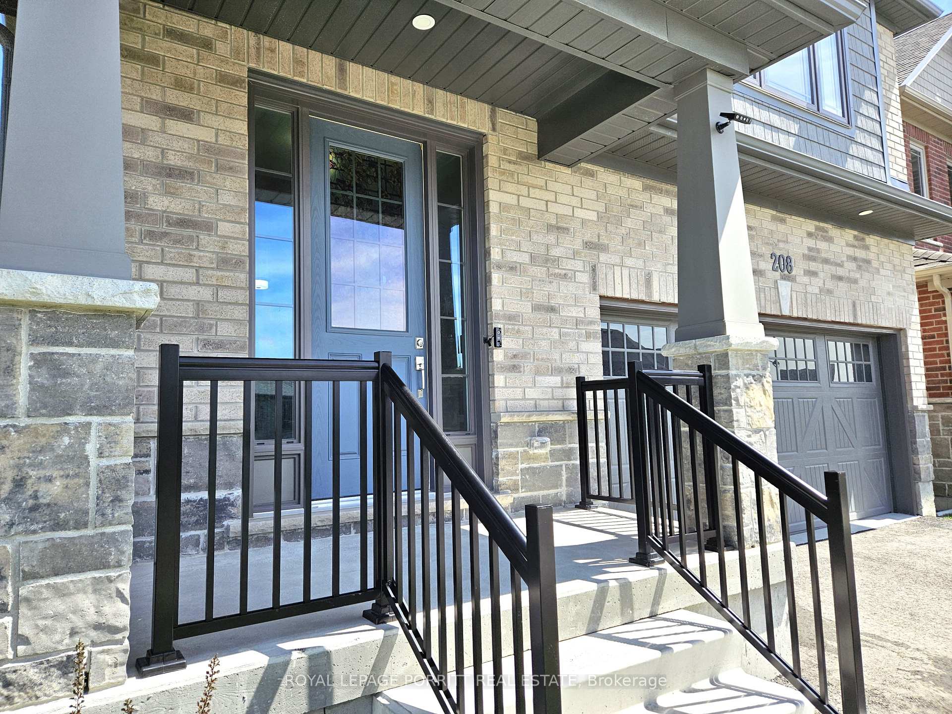 Photo 30 of 208 Mallory Terrace, Peterborough, Northcrest Ward 5 — HOMEH