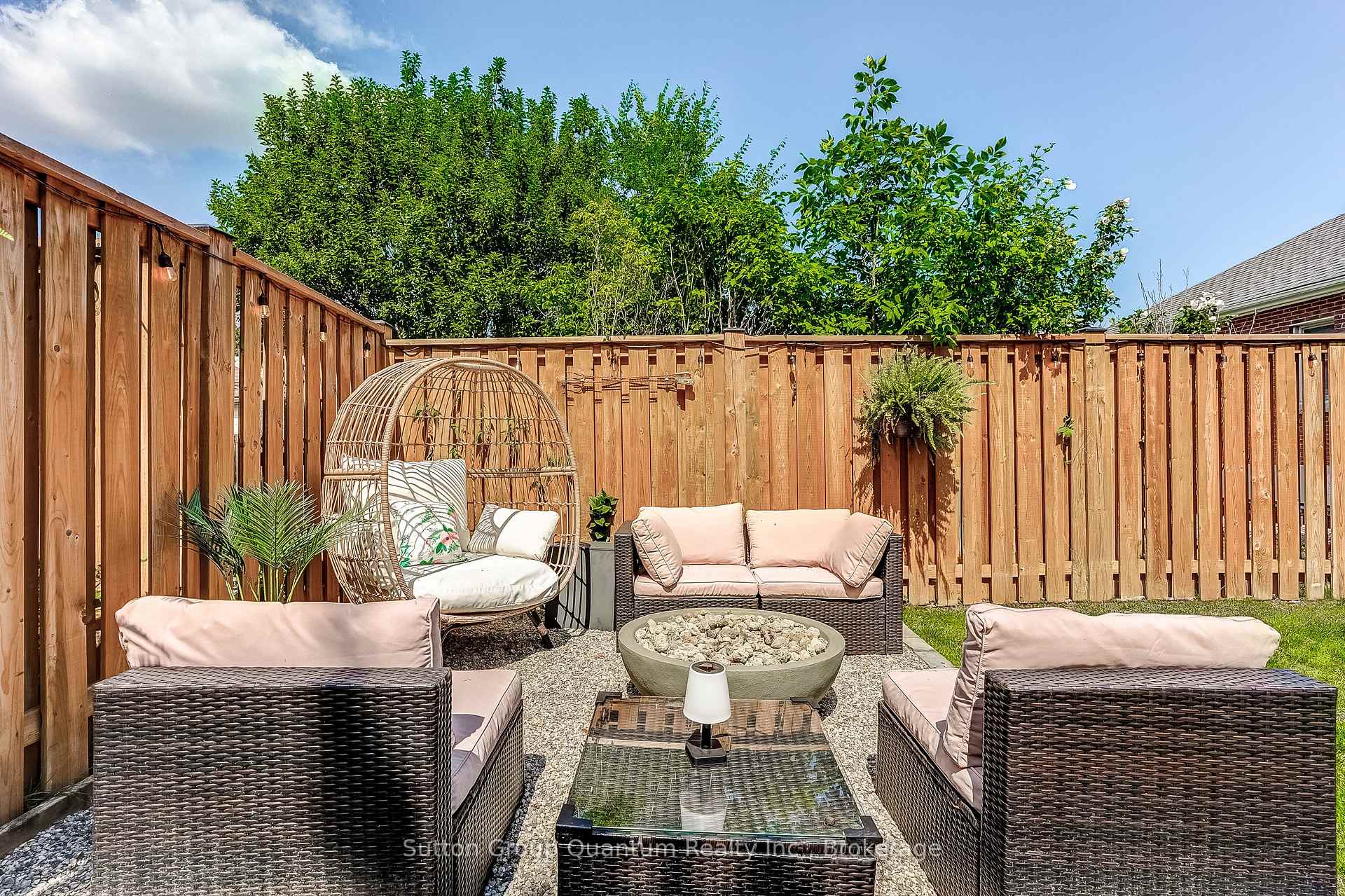 Photo 34 of 662 Upper Sherman Avenue, Hamilton, Burkholme — HOMEH