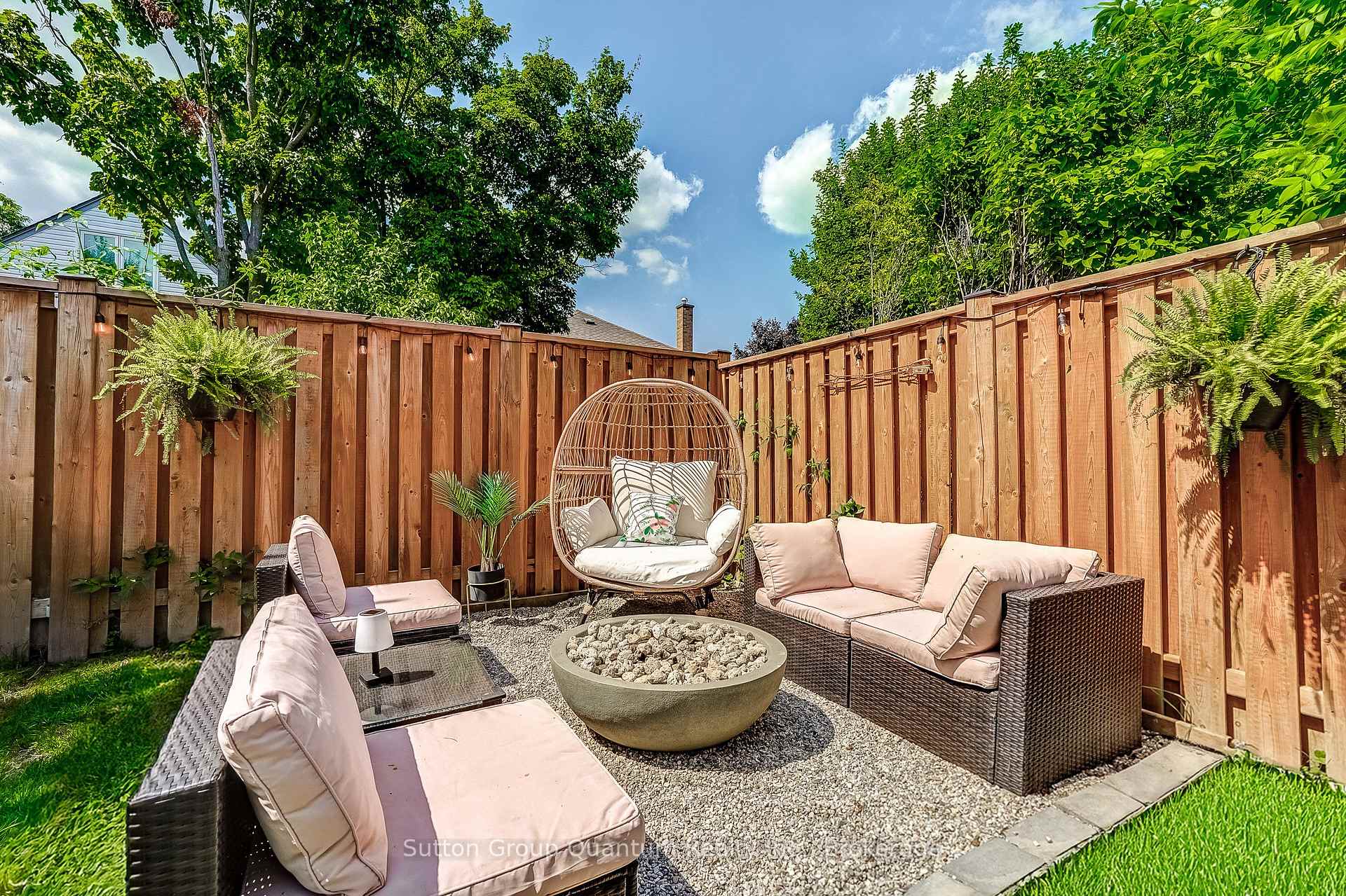 Photo 35 of 662 Upper Sherman Avenue, Hamilton, Burkholme — HOMEH