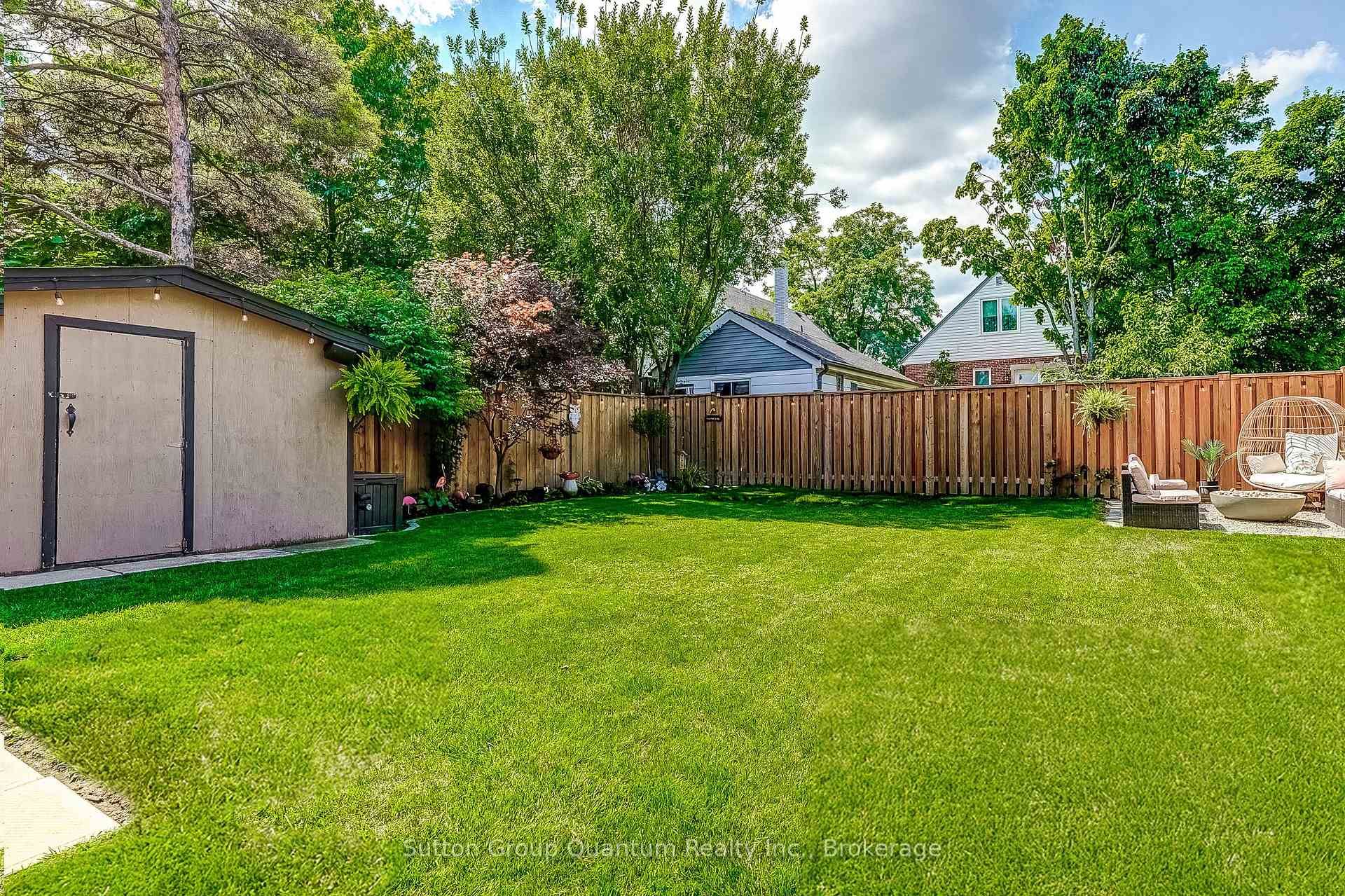 Photo 38 of 662 Upper Sherman Avenue, Hamilton, Burkholme — HOMEH