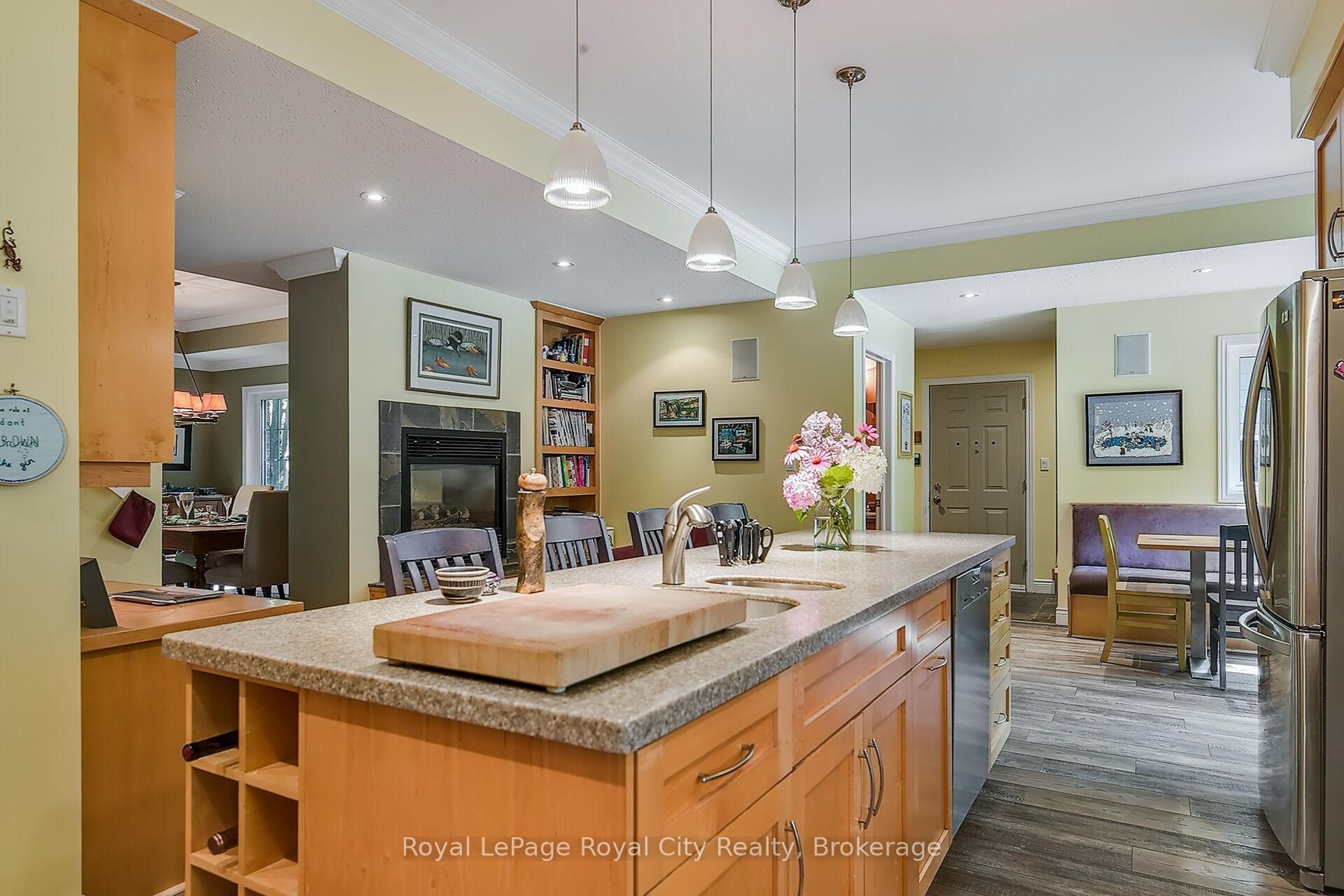 Photo 25 of 12 Kilkenny Place, Guelph, Pineridge/Westminster Woods — HOMEH