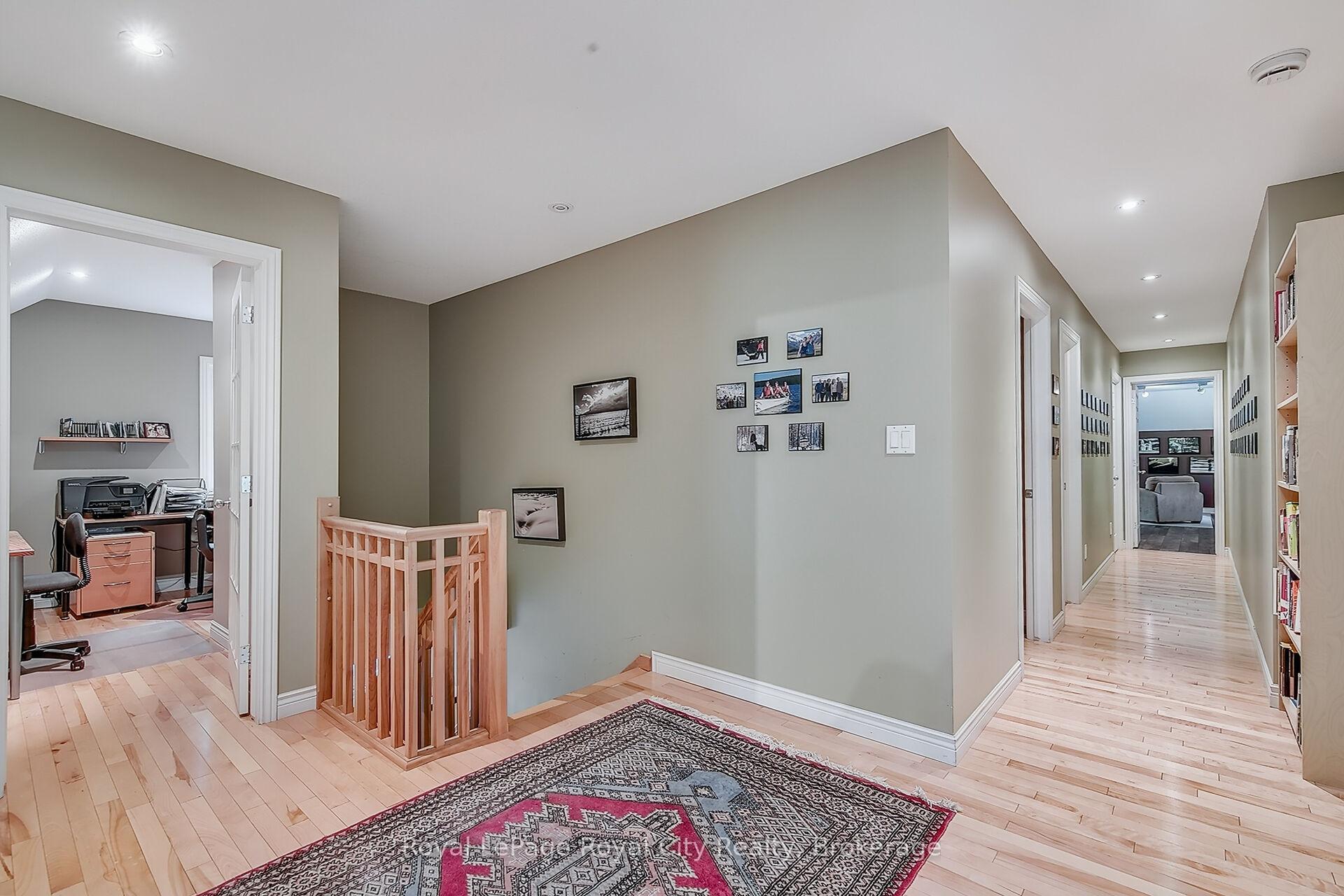 Photo 27 of 12 Kilkenny Place, Guelph, Pineridge/Westminster Woods — HOMEH