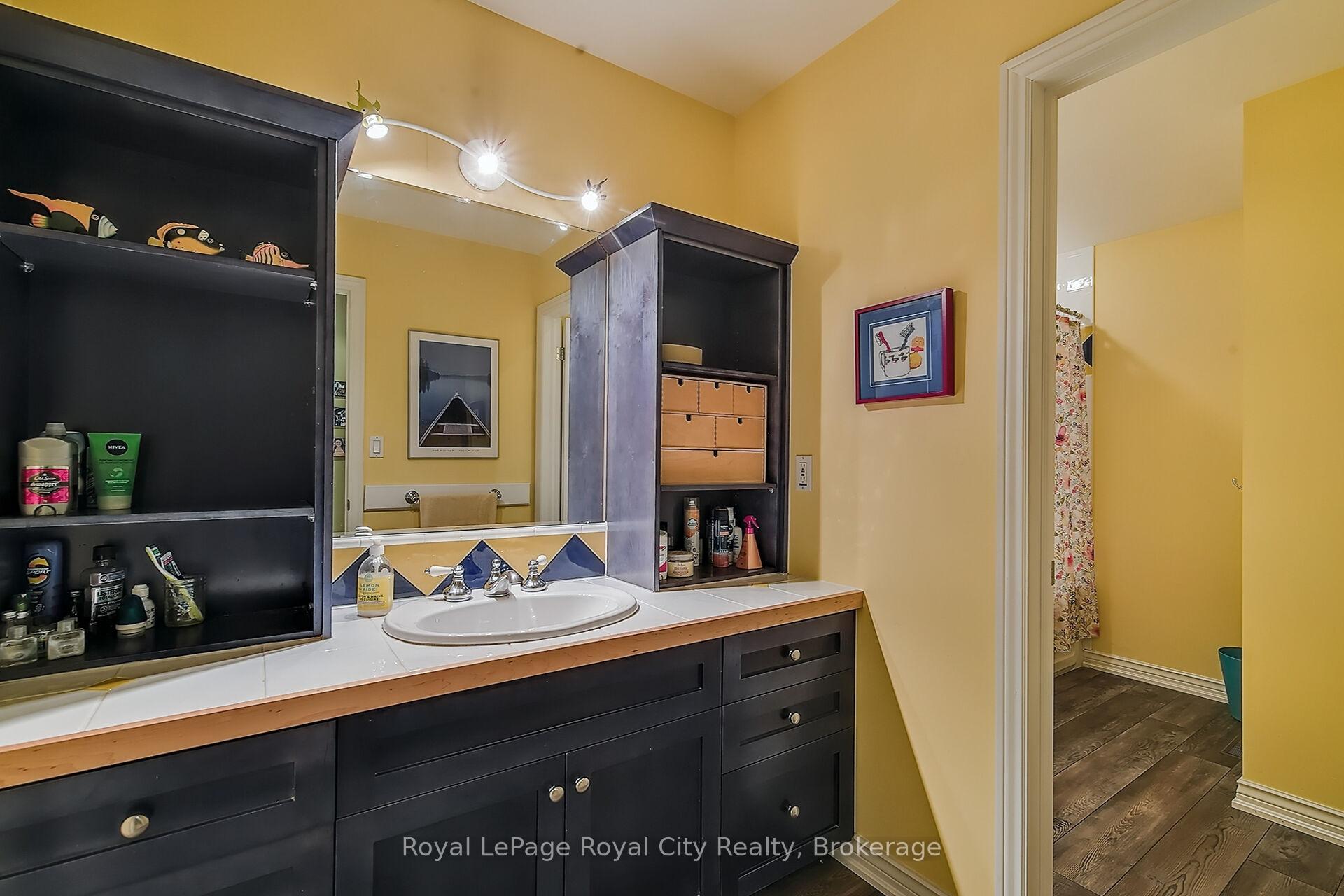 Photo 35 of 12 Kilkenny Place, Guelph, Pineridge/Westminster Woods — HOMEH