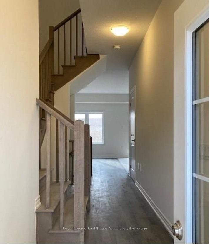 Photo 2 of 52 Hitchman Street, Brant, Paris — HOMEH