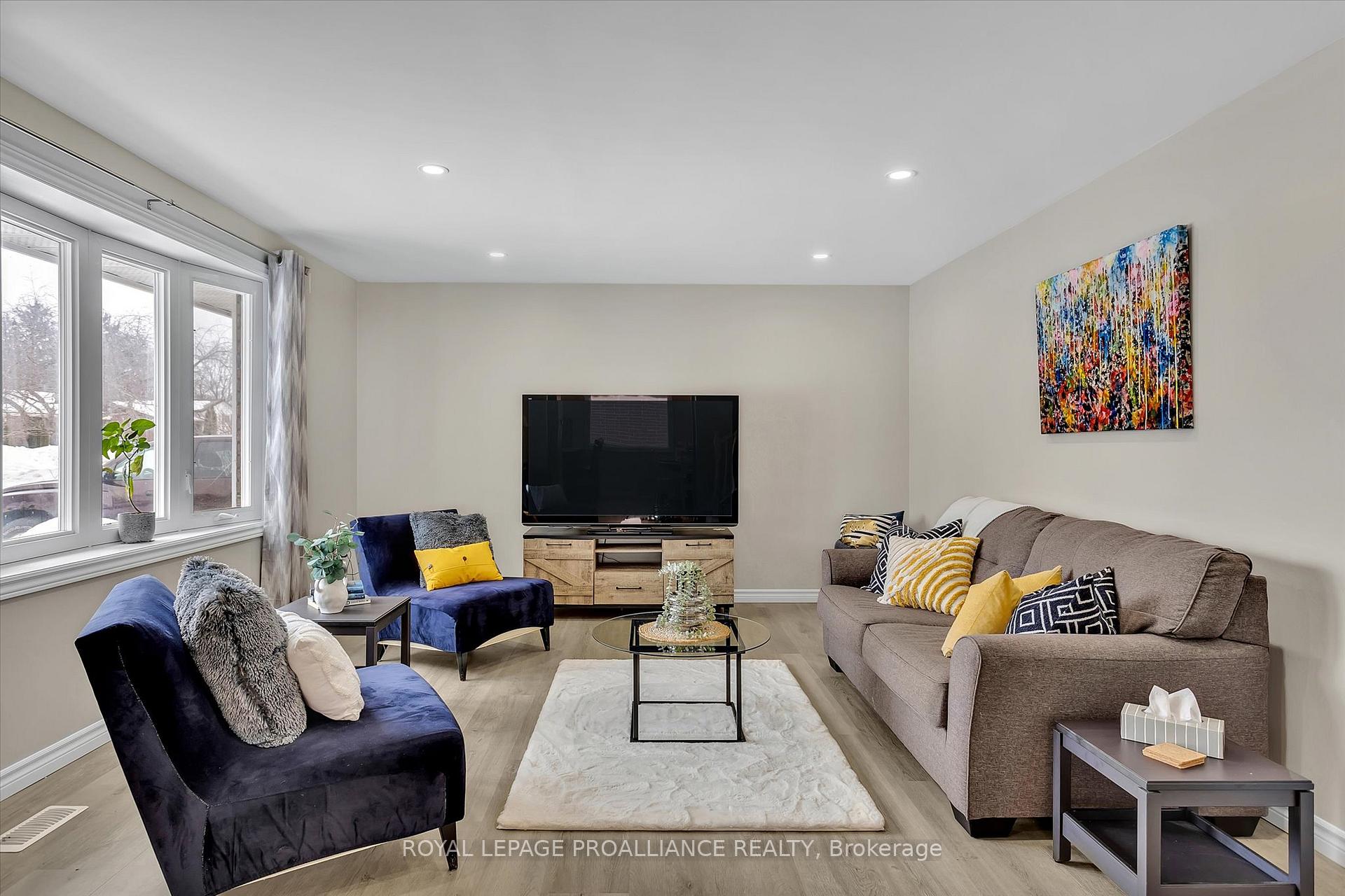 Photo 12 of 1167 Algonquin Boulevard, Peterborough, Northcrest Ward 5 — HOMEH