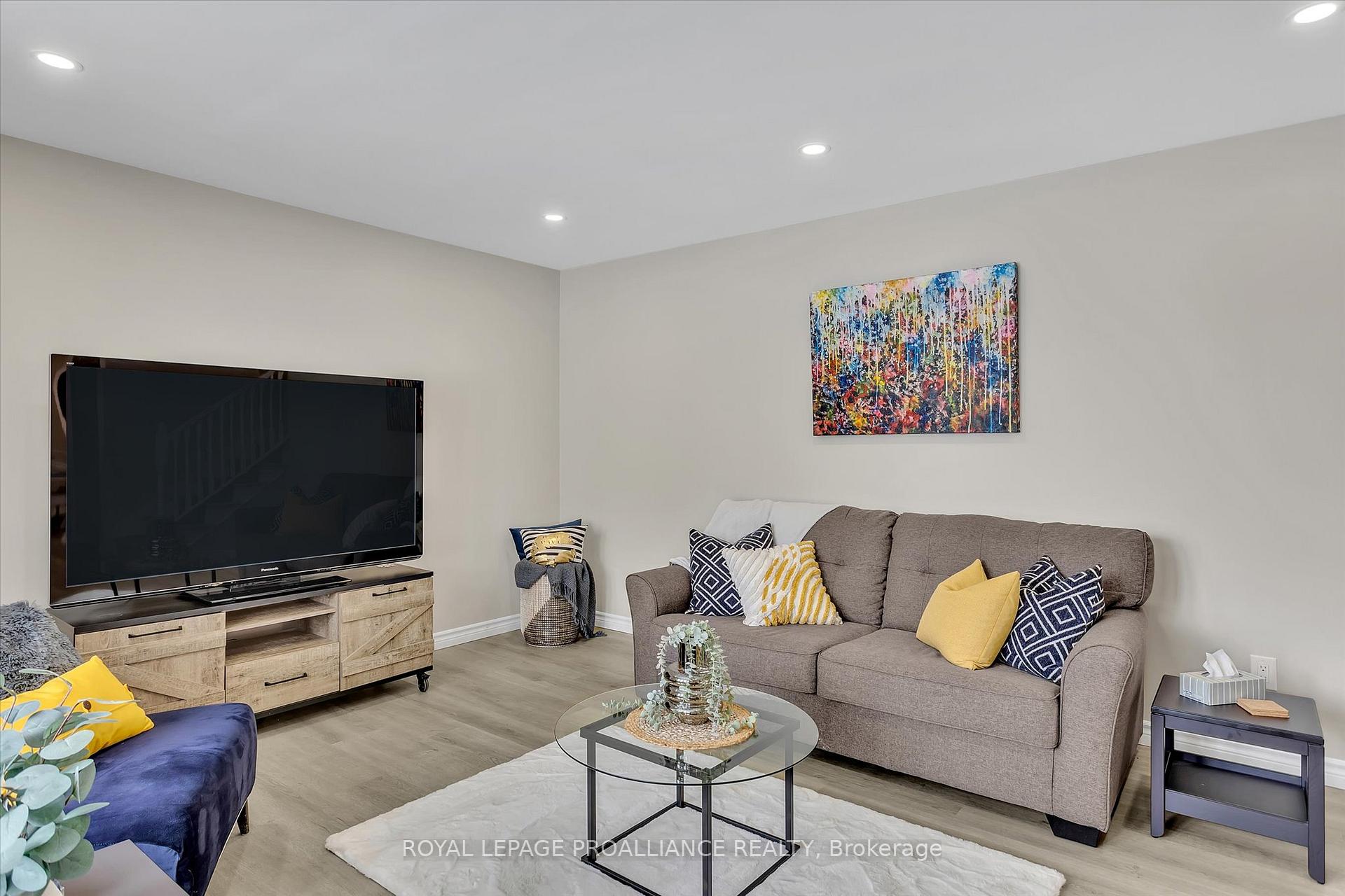 Photo 14 of 1167 Algonquin Boulevard, Peterborough, Northcrest Ward 5 — HOMEH