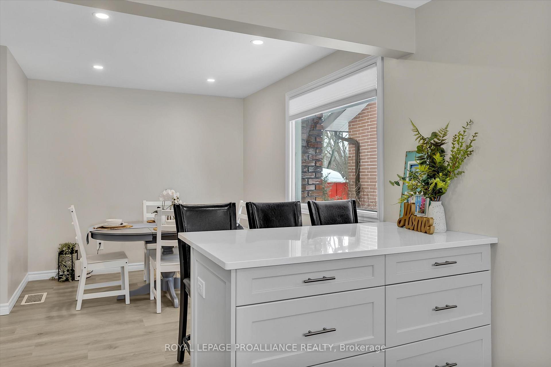 Photo 17 of 1167 Algonquin Boulevard, Peterborough, Northcrest Ward 5 — HOMEH