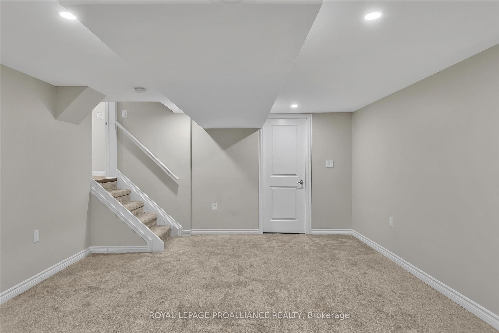Photo 30 of 1167 Algonquin Boulevard, Peterborough, Northcrest Ward 5 — HOMEH