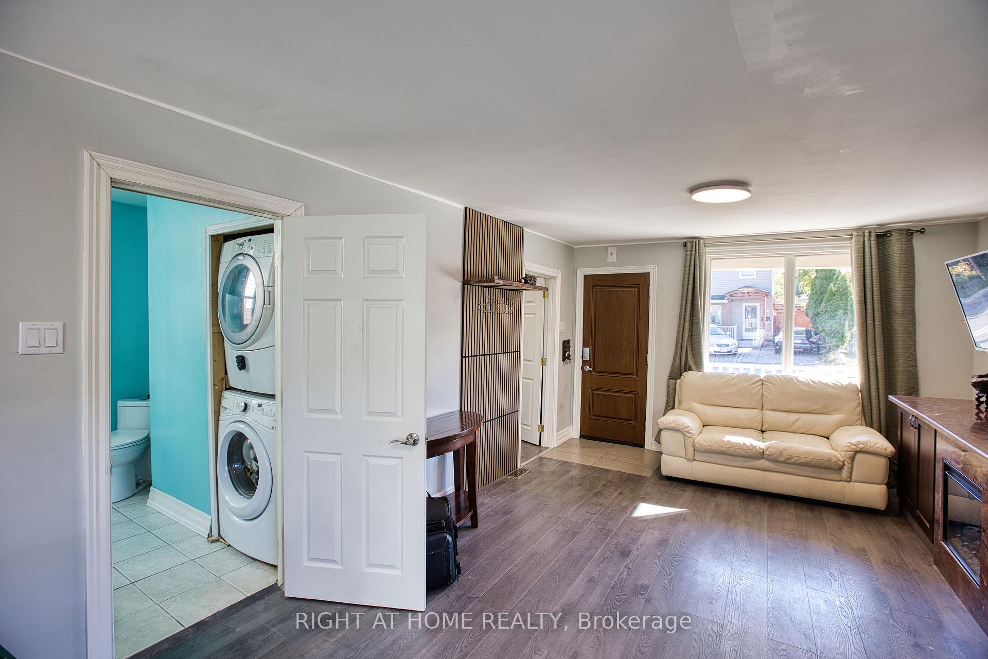 Photo 21 of 85 Robins Avenue, Hamilton, Crown Point — HOMEH
