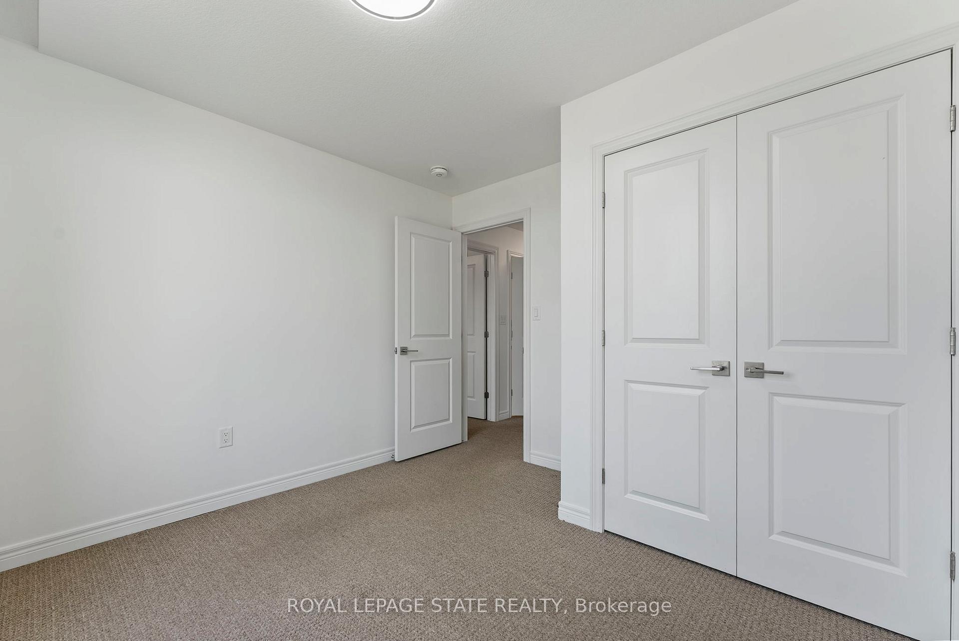 Photo 24 of 68 Dodman Crescent, Hamilton, Ancaster — HOMEH
