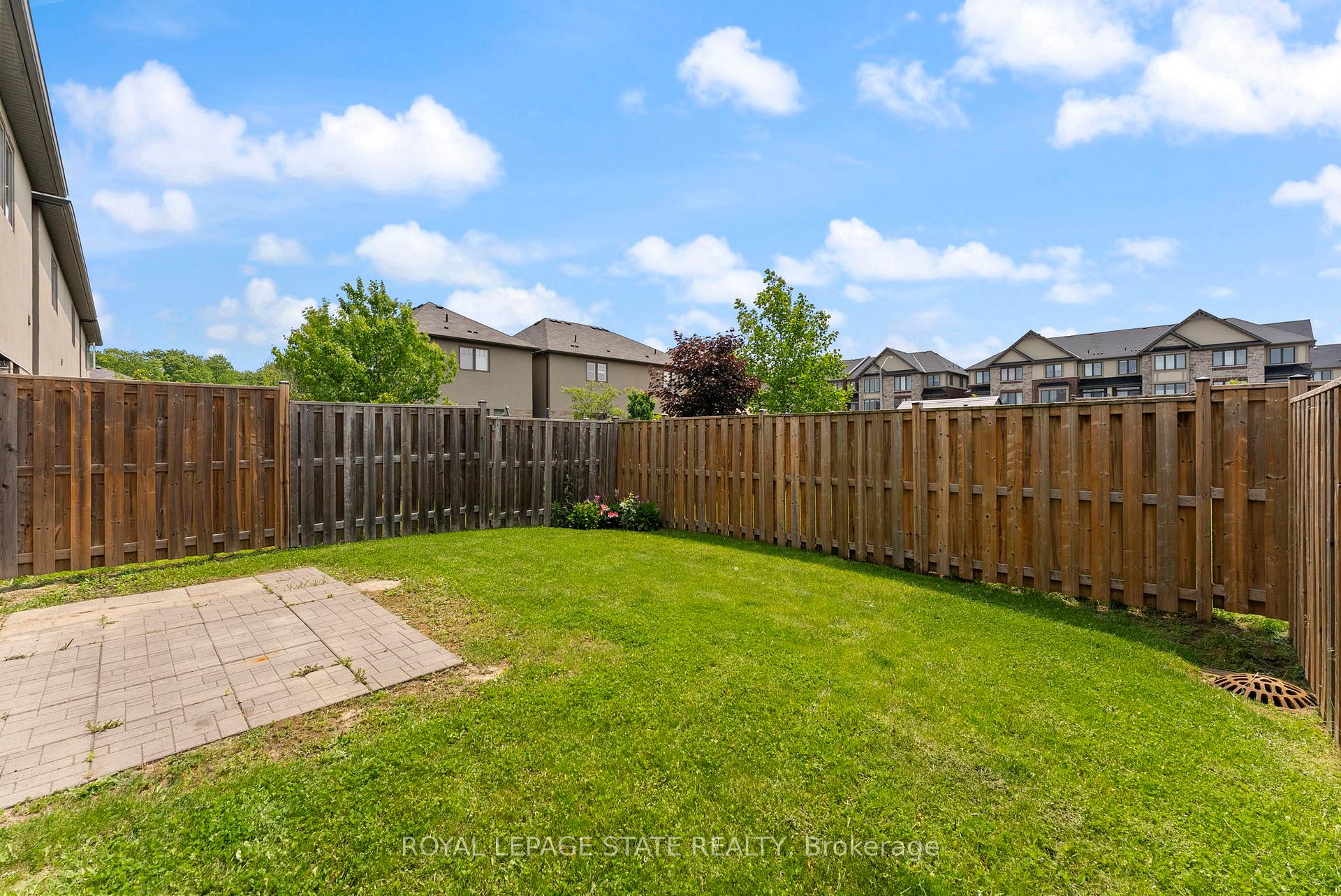 Photo 31 of 68 Dodman Crescent, Hamilton, Ancaster — HOMEH