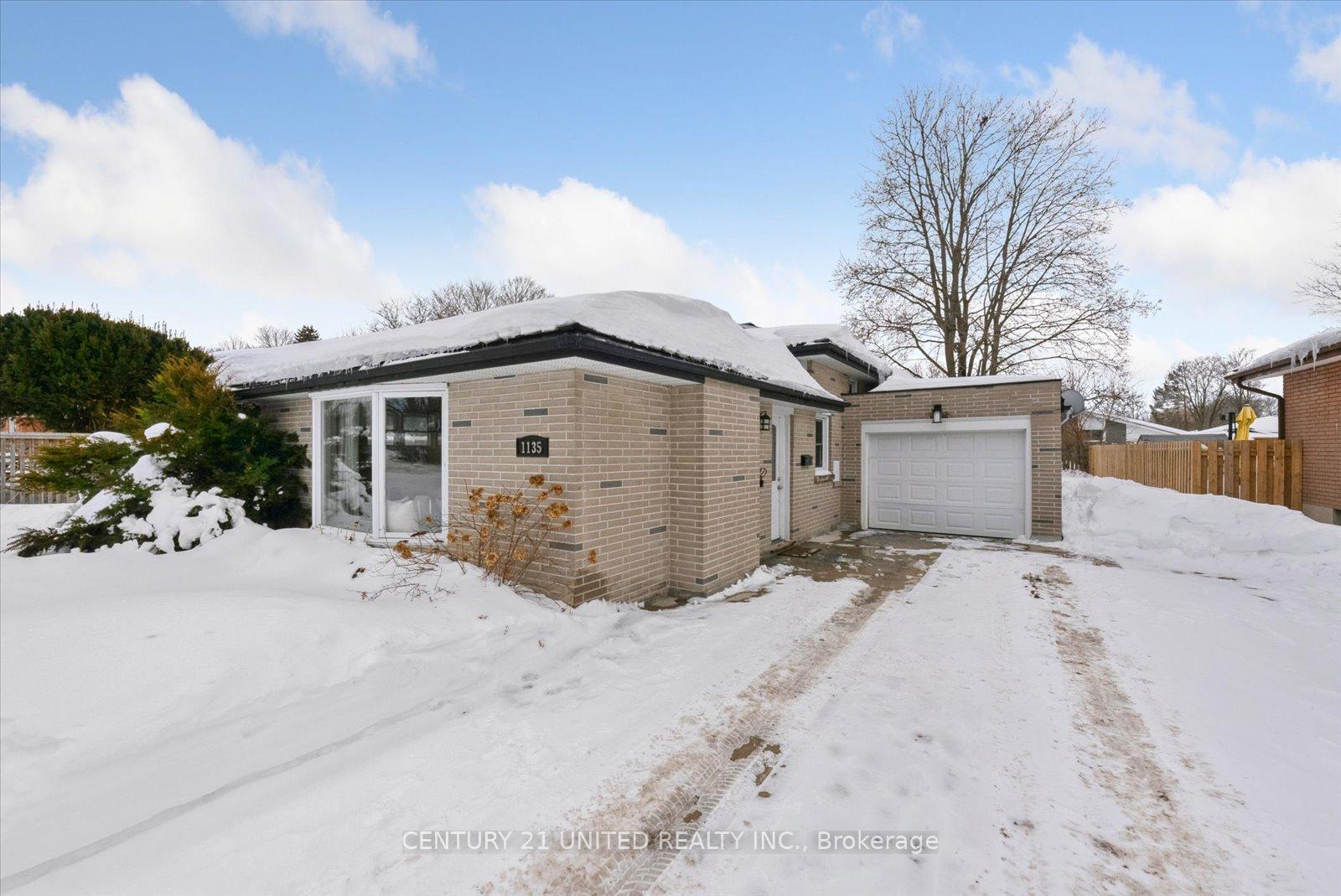 Photo 3 of 1135 Algonquin Boulevard, Peterborough, Northcrest Ward 5 — HOMEH