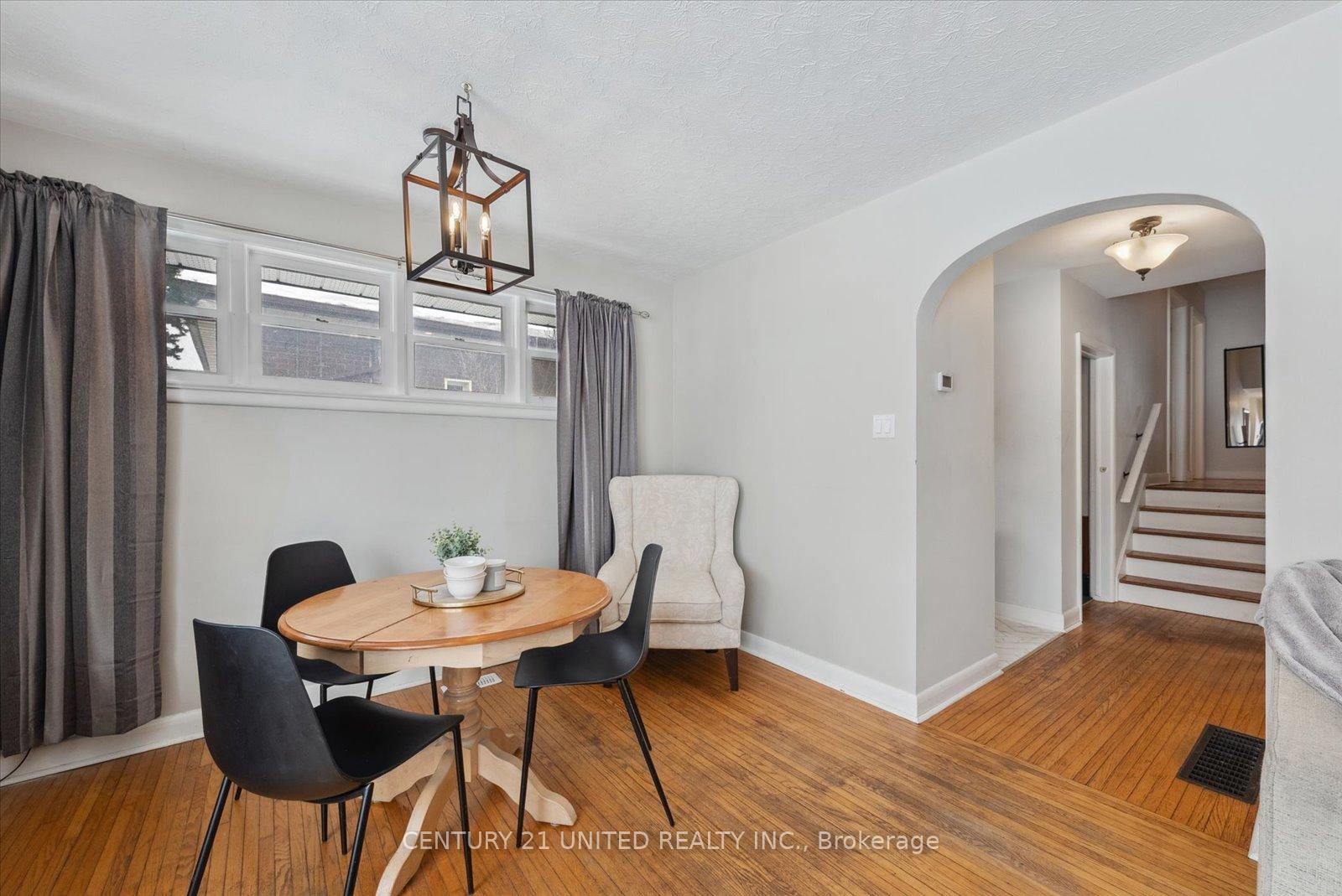 Photo 13 of 1135 Algonquin Boulevard, Peterborough, Northcrest Ward 5 — HOMEH