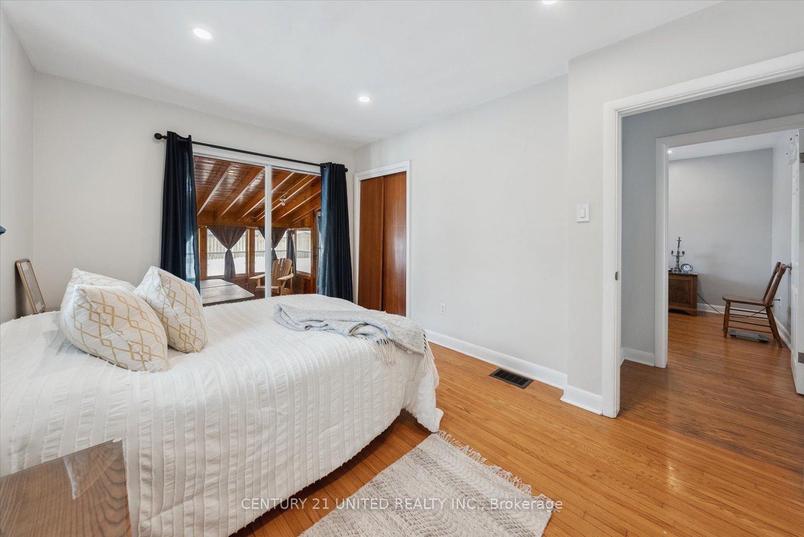 Photo 27 of 1135 Algonquin Boulevard, Peterborough, Northcrest Ward 5 — HOMEH