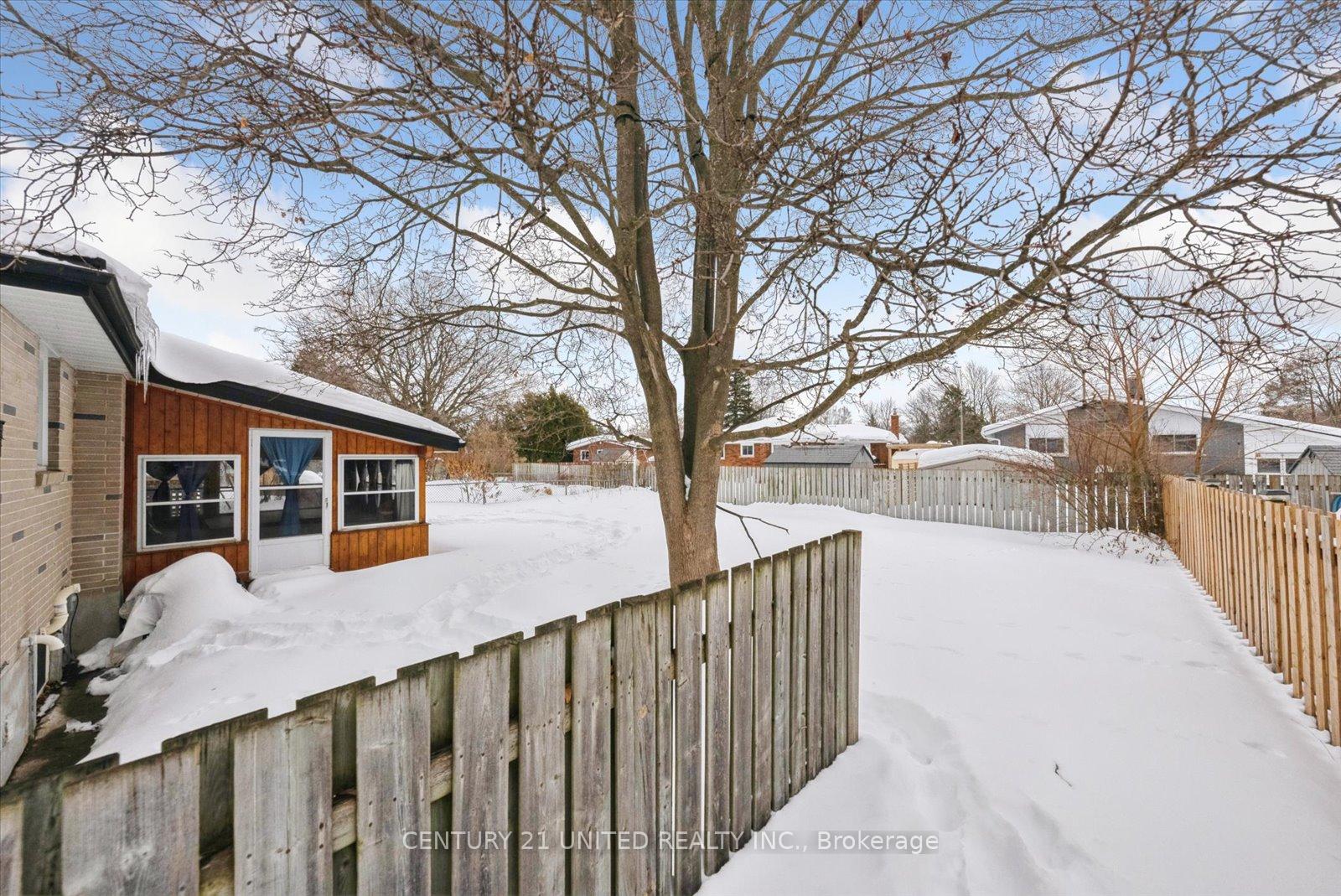 Photo 33 of 1135 Algonquin Boulevard, Peterborough, Northcrest Ward 5 — HOMEH