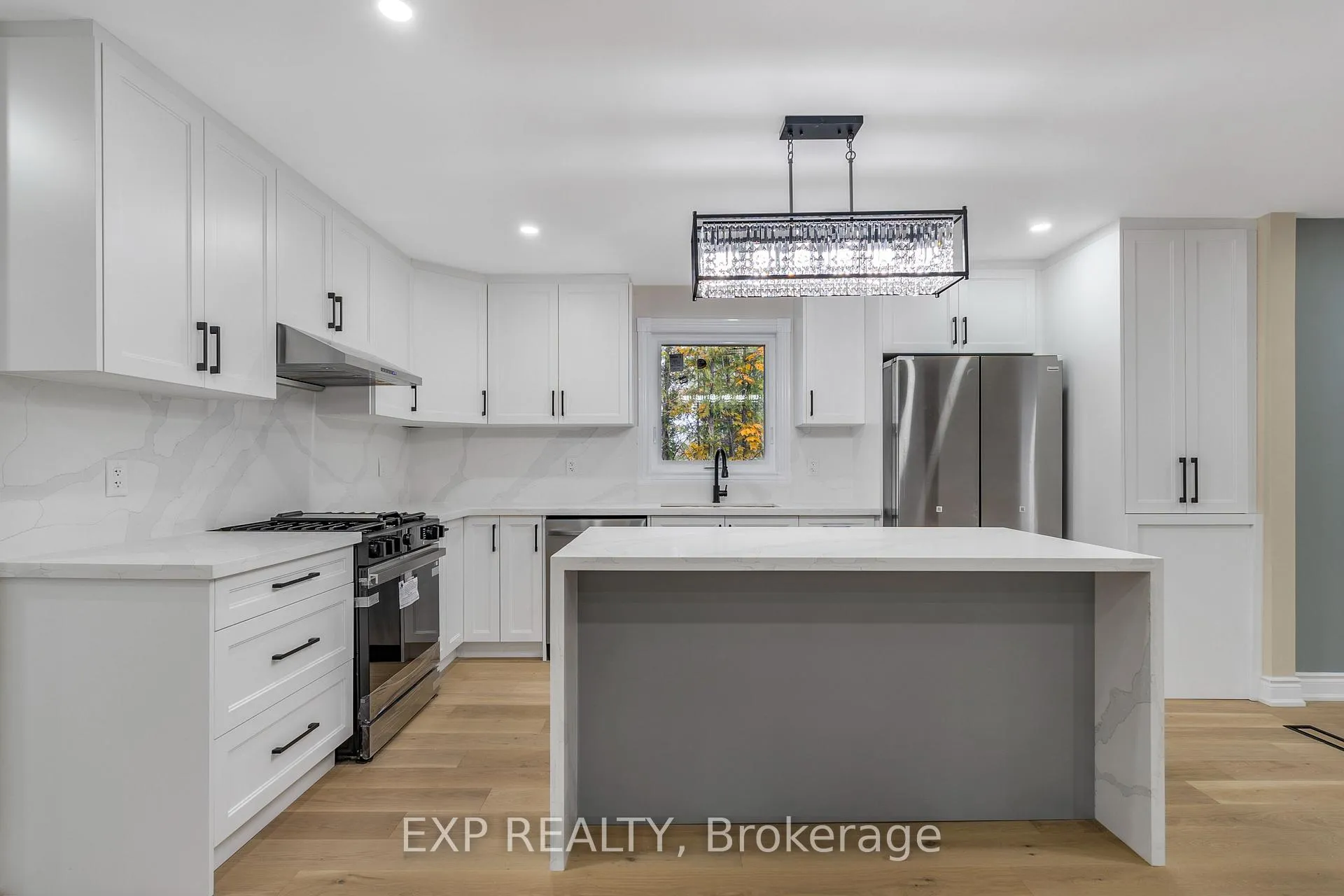 Photo 3 of 336 Margaret Avenue, Hamilton, Stoney Creek Industrial — HOMEH