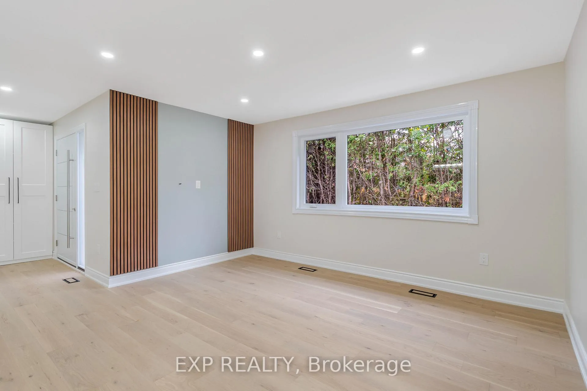 Photo 7 of 336 Margaret Avenue, Hamilton, Stoney Creek Industrial — HOMEH