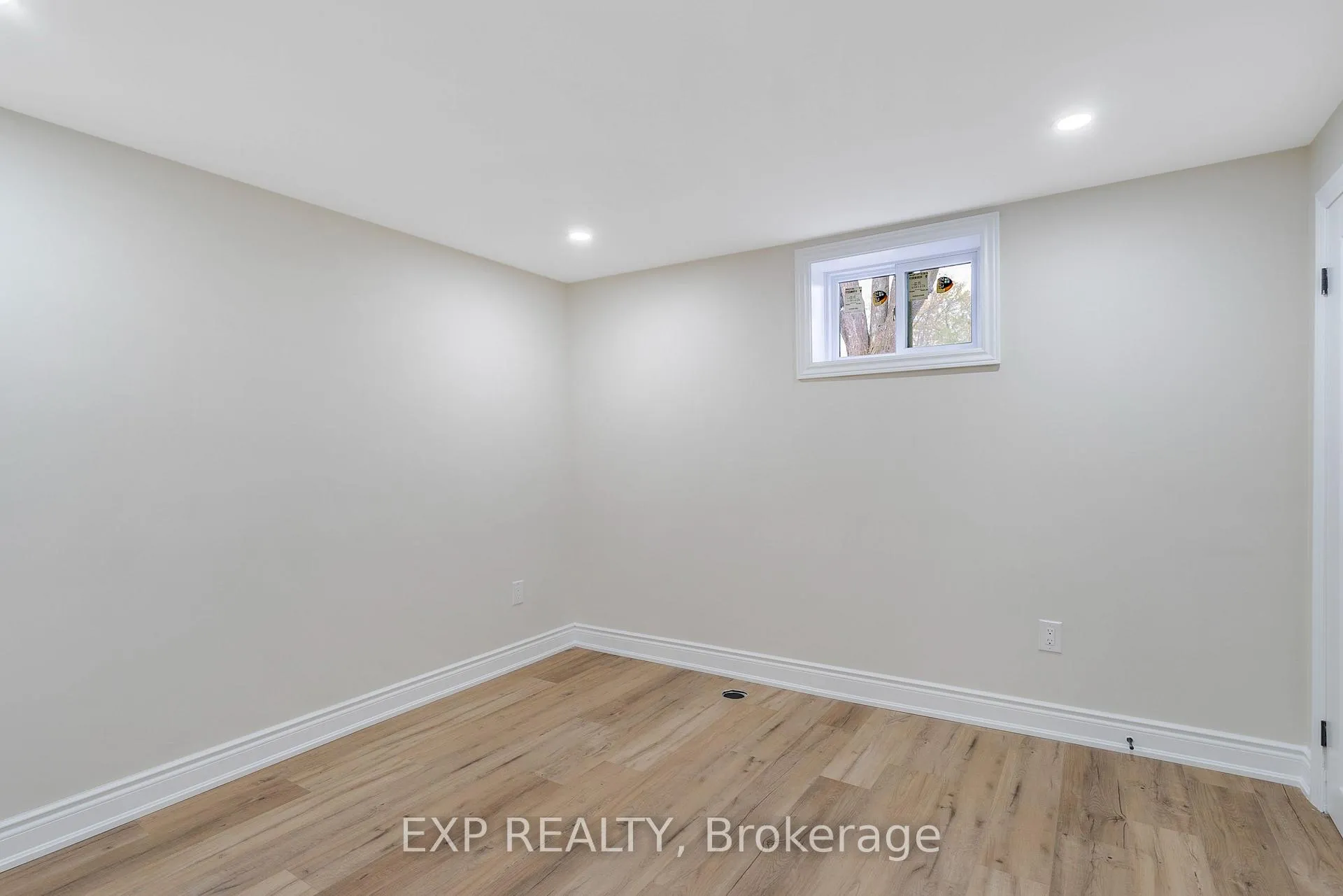Photo 23 of 336 Margaret Avenue, Hamilton, Stoney Creek Industrial — HOMEH