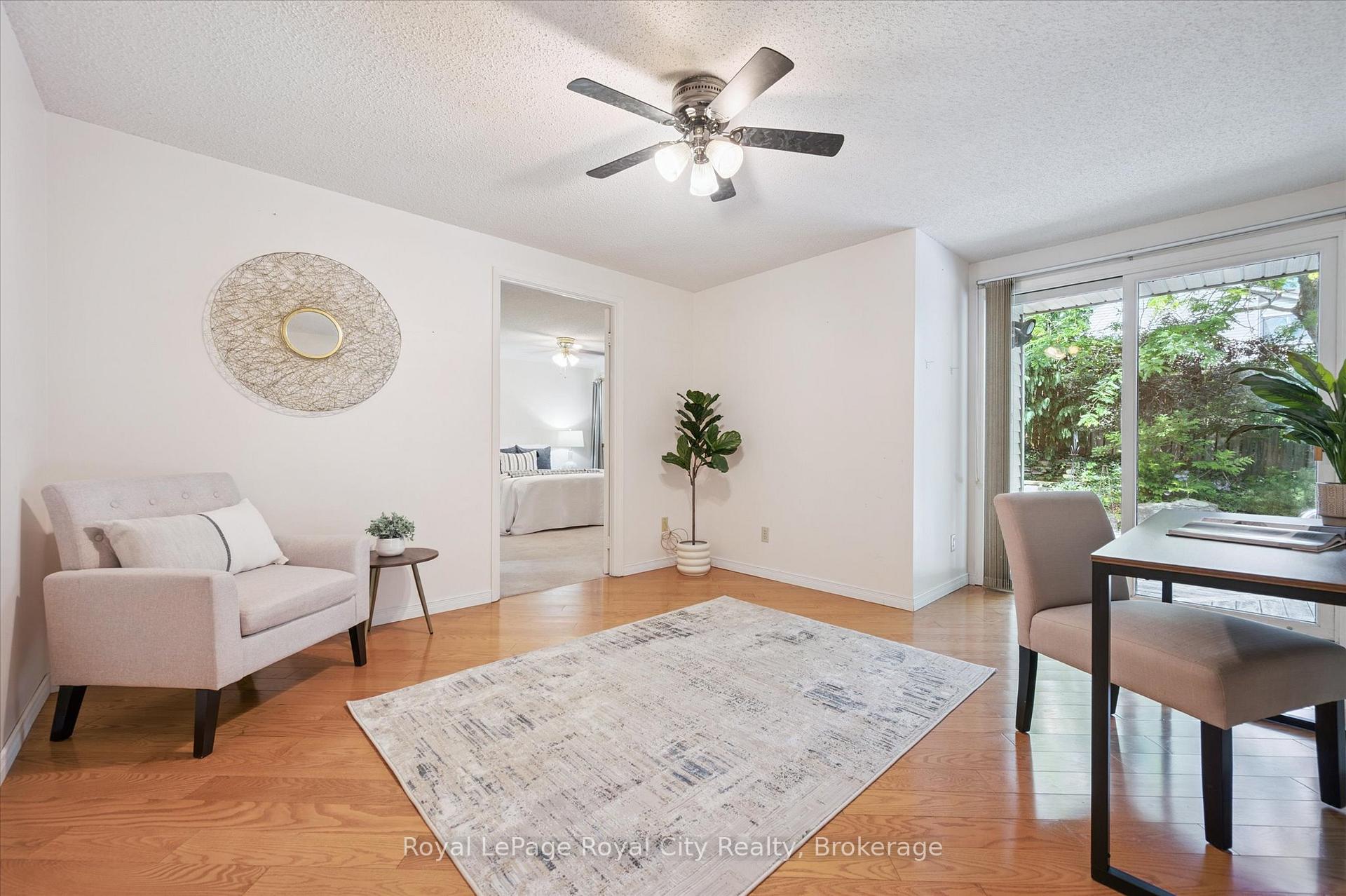 Photo 14 of 15 Jodi Place, Guelph, Willow West/Sugarbush/West Acres — HOMEH
