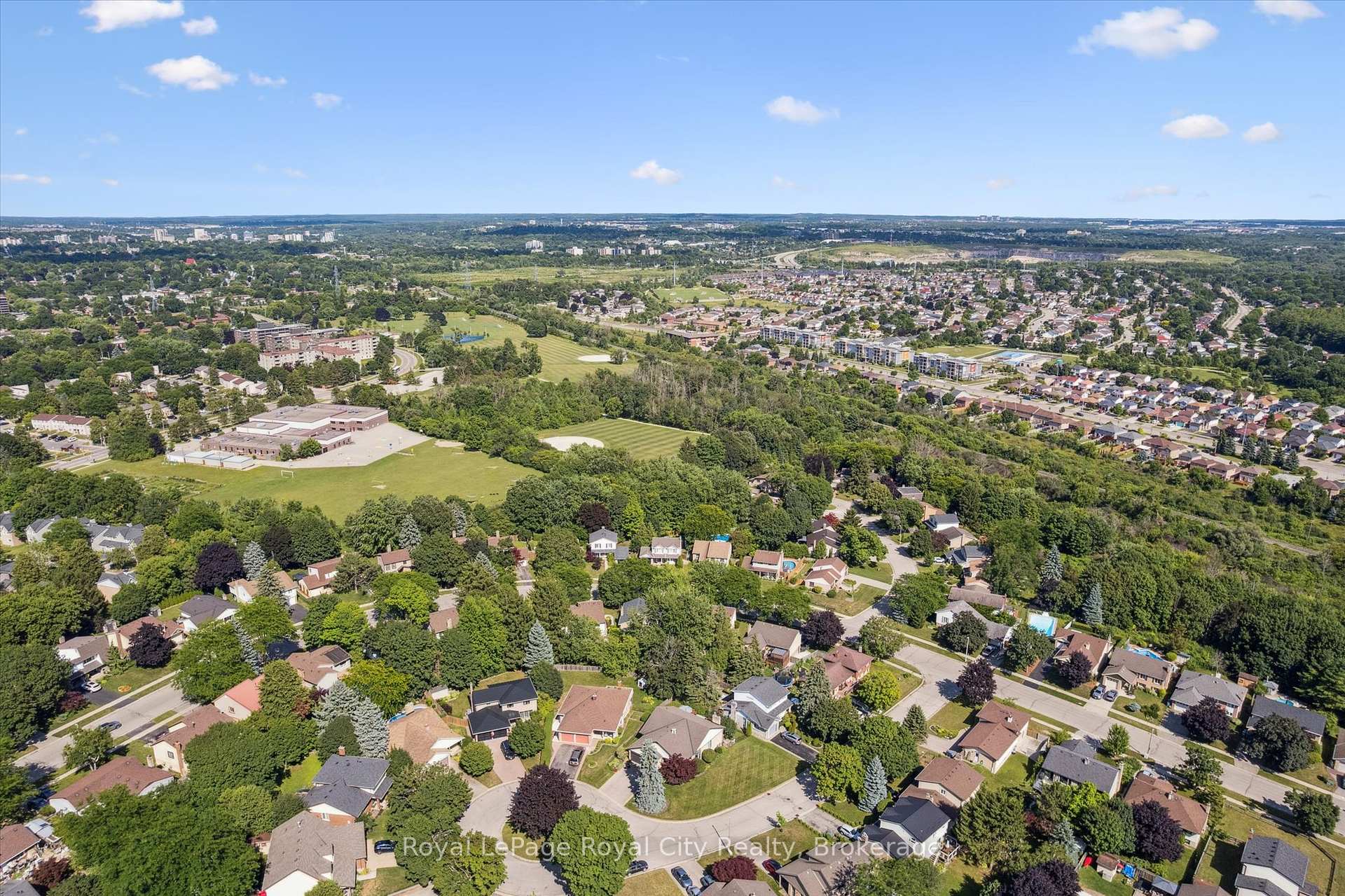 Photo 43 of 15 Jodi Place, Guelph, Willow West/Sugarbush/West Acres — HOMEH