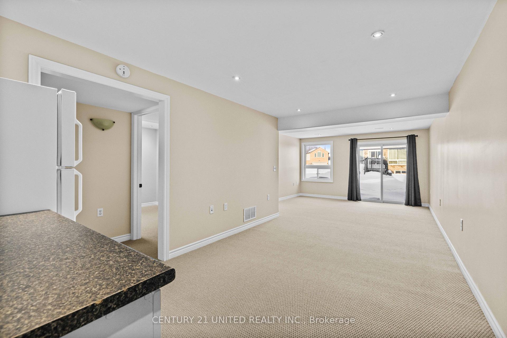 Photo 23 of 605 Clancy Crescent, Peterborough, Otonabee Ward 1 — HOMEH