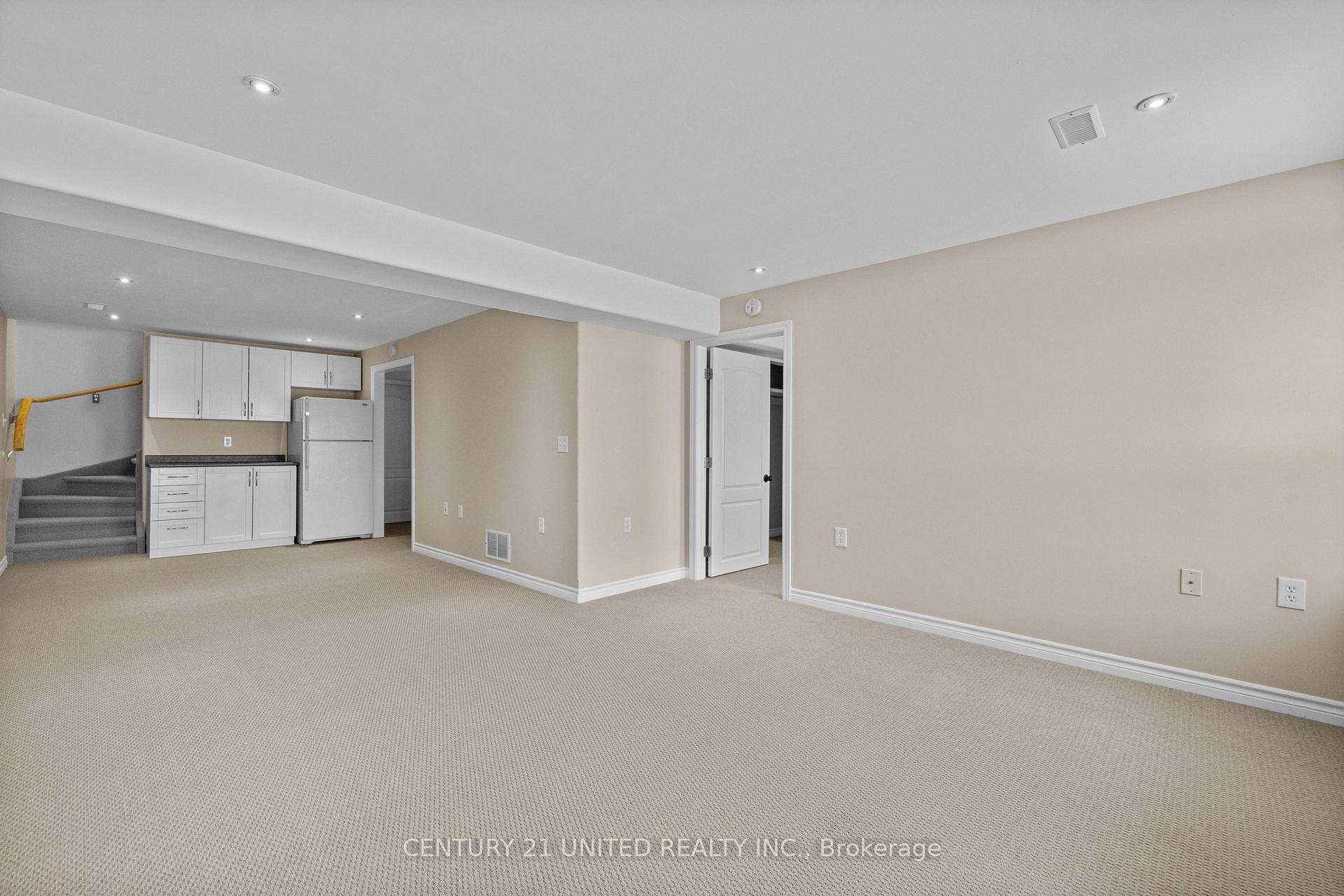 Photo 25 of 605 Clancy Crescent, Peterborough, Otonabee Ward 1 — HOMEH