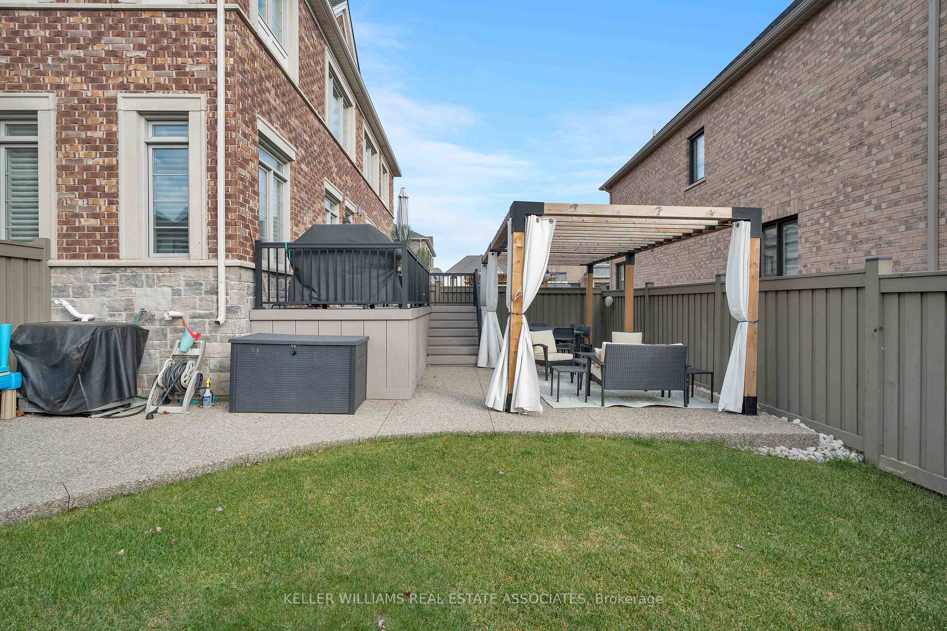 Photo 37 of 1199 Raspberry Terrace, Milton, Ford — HOMEH
