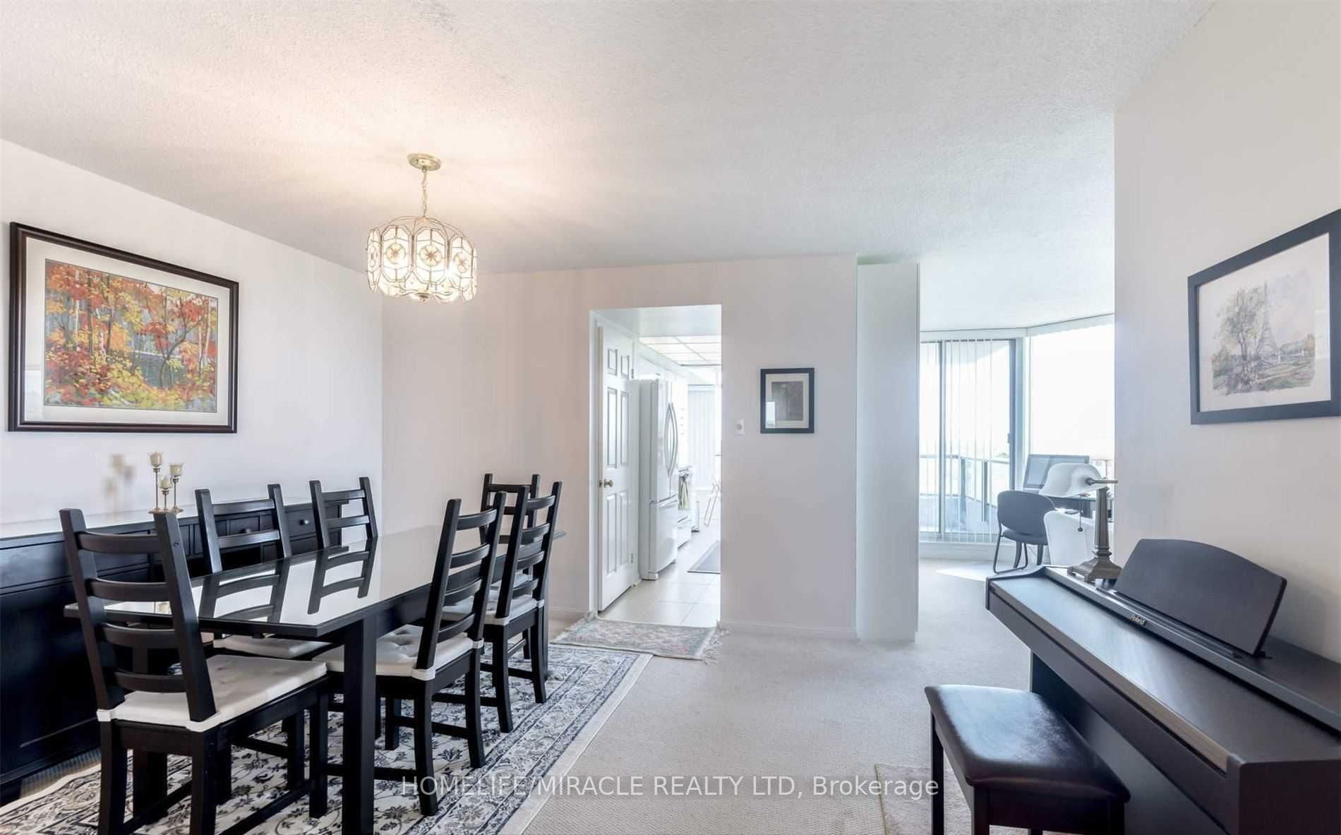 Photo 25 of Unit 902, 12 Laurelcrest Street, Brampton, Queen Street Corridor — HOMEH