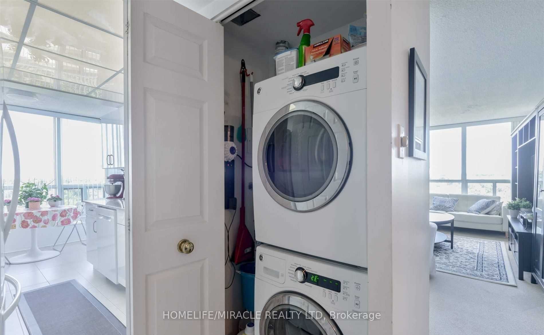 Photo 37 of Unit 902, 12 Laurelcrest Street, Brampton, Queen Street Corridor — HOMEH