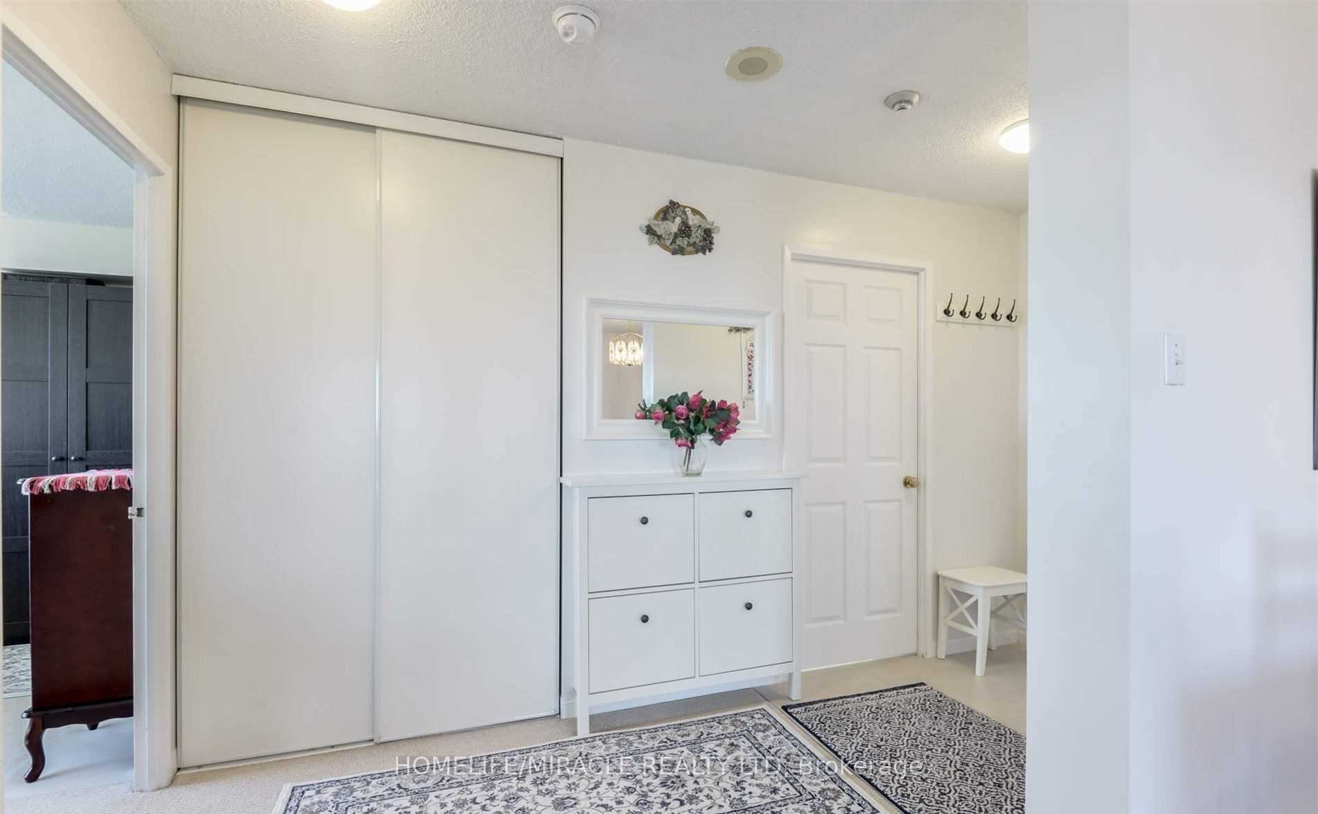 Photo 24 of Unit 902, 12 Laurelcrest Street, Brampton, Queen Street Corridor — HOMEH
