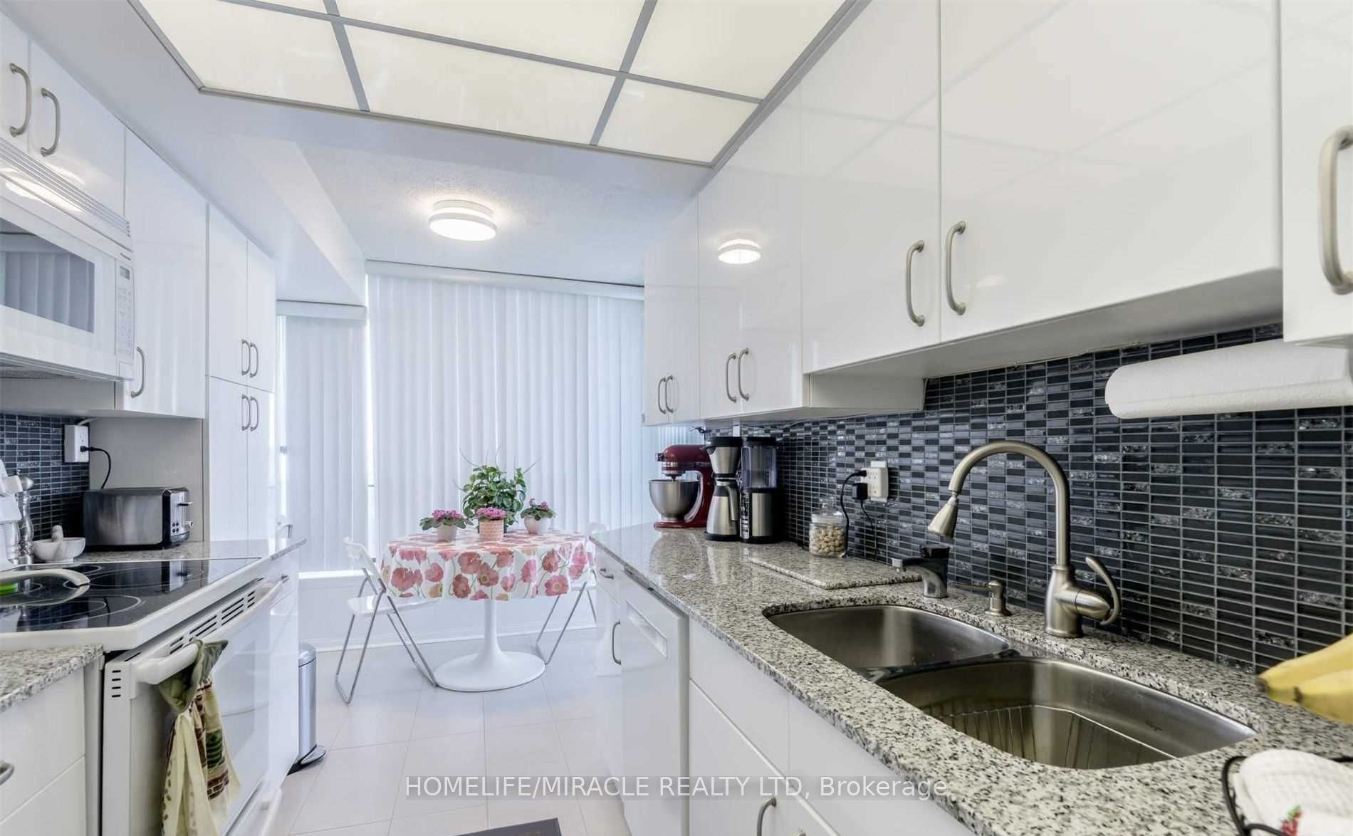 Photo 31 of Unit 902, 12 Laurelcrest Street, Brampton, Queen Street Corridor — HOMEH