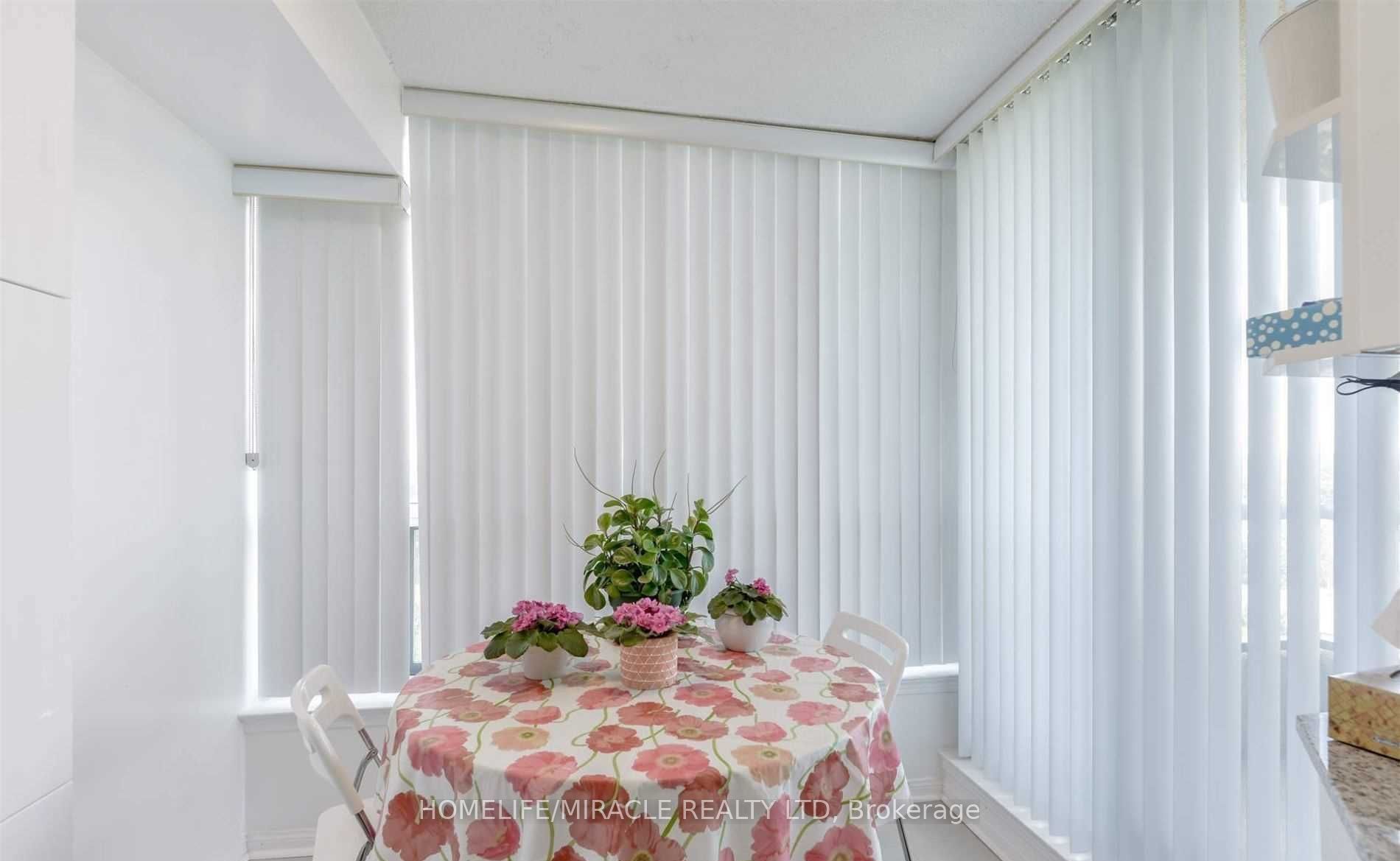 Photo 33 of Unit 902, 12 Laurelcrest Street, Brampton, Queen Street Corridor — HOMEH