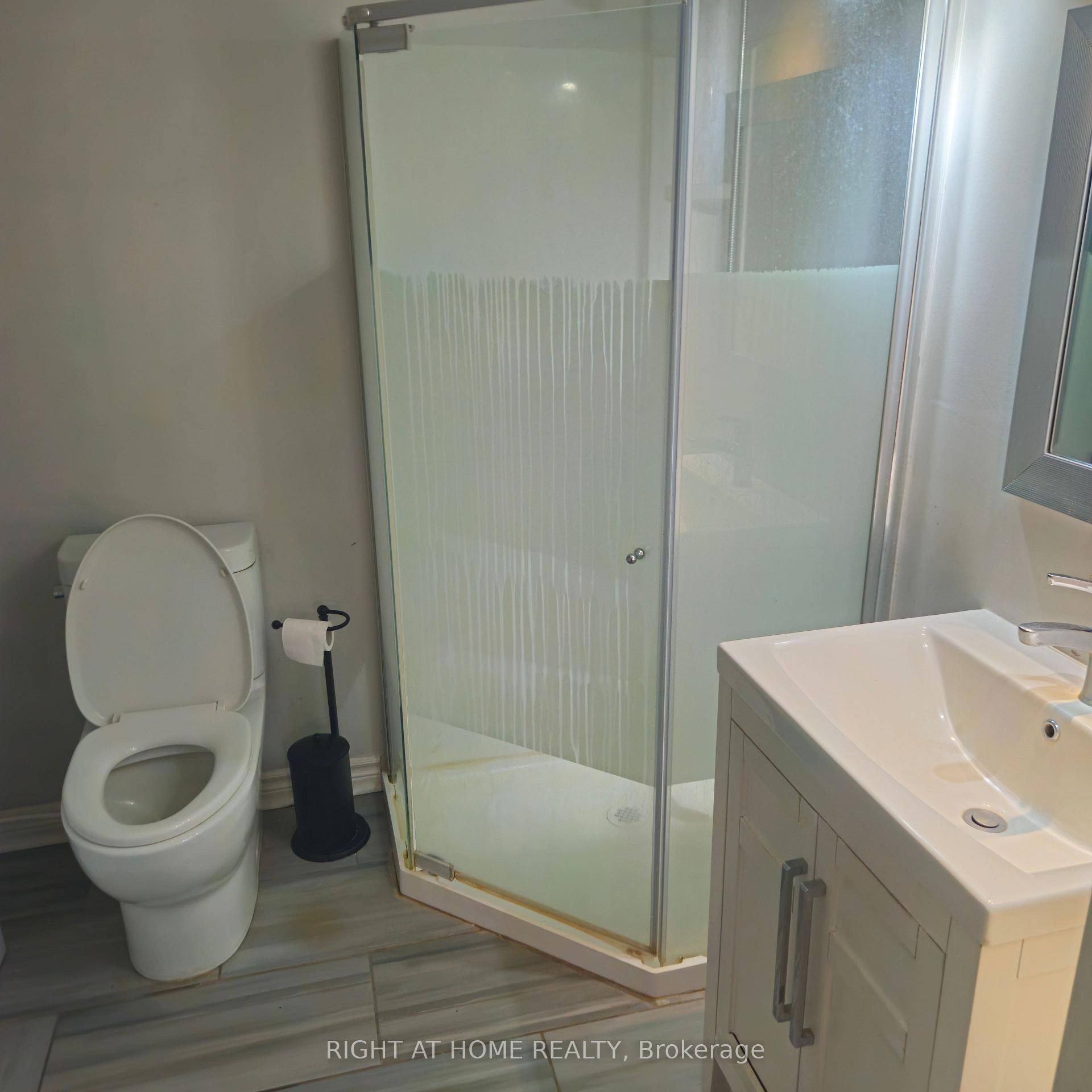 Photo 1 of Unit Basement, 43 Attridge Drive, Aurora, Aurora Village — HOMEH