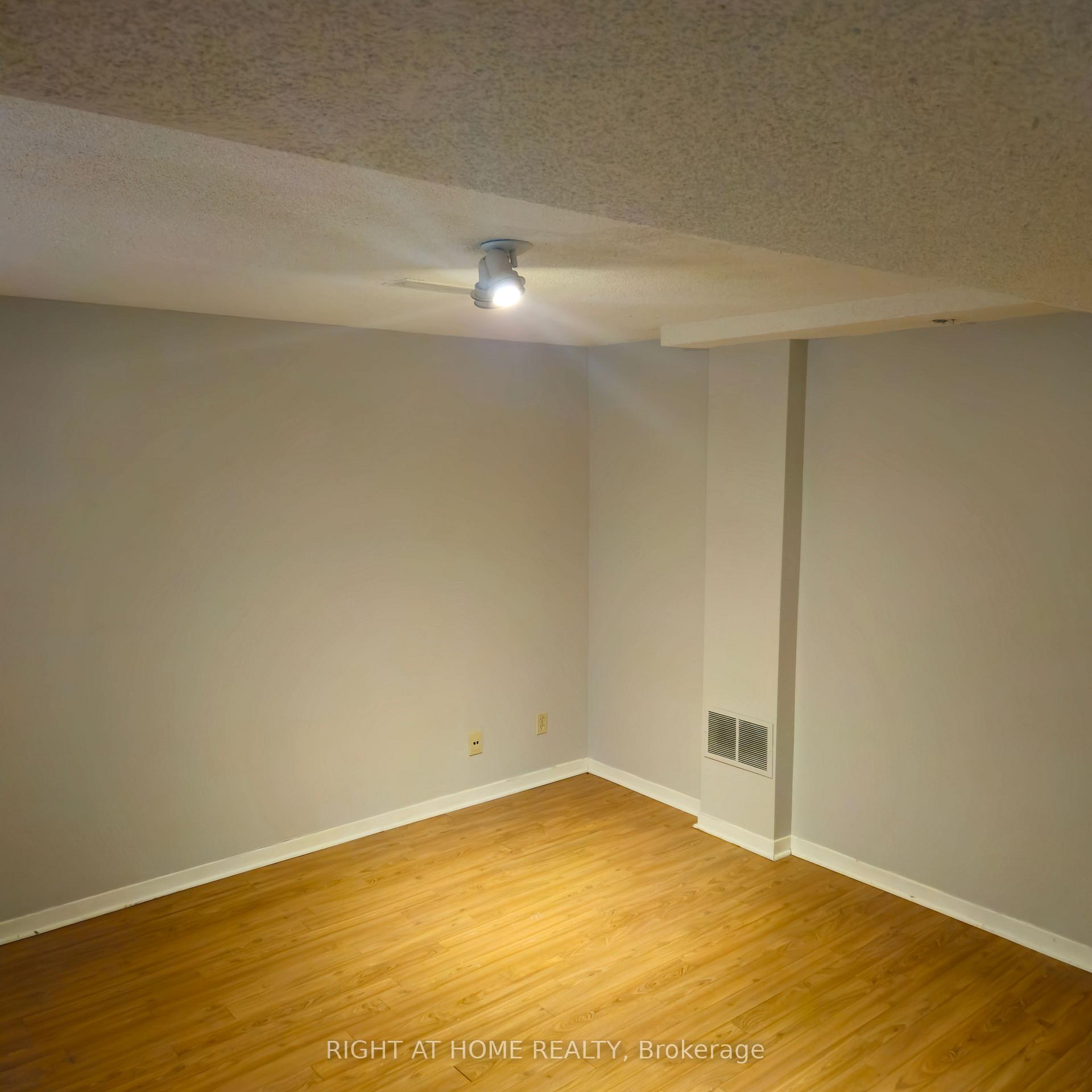 Photo 5 of Unit Basement, 43 Attridge Drive, Aurora, Aurora Village — HOMEH