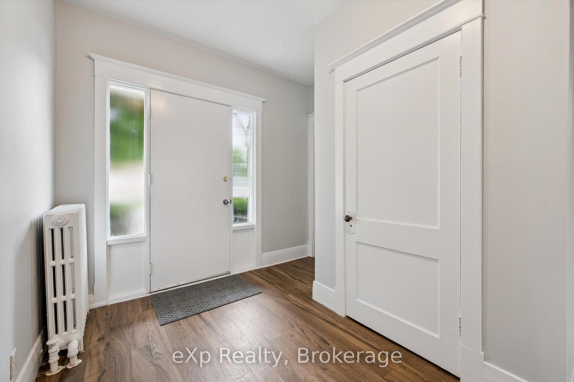 Photo 8 of 120 Johnston Street, Guelph, St. Patrick's Ward — HOMEH