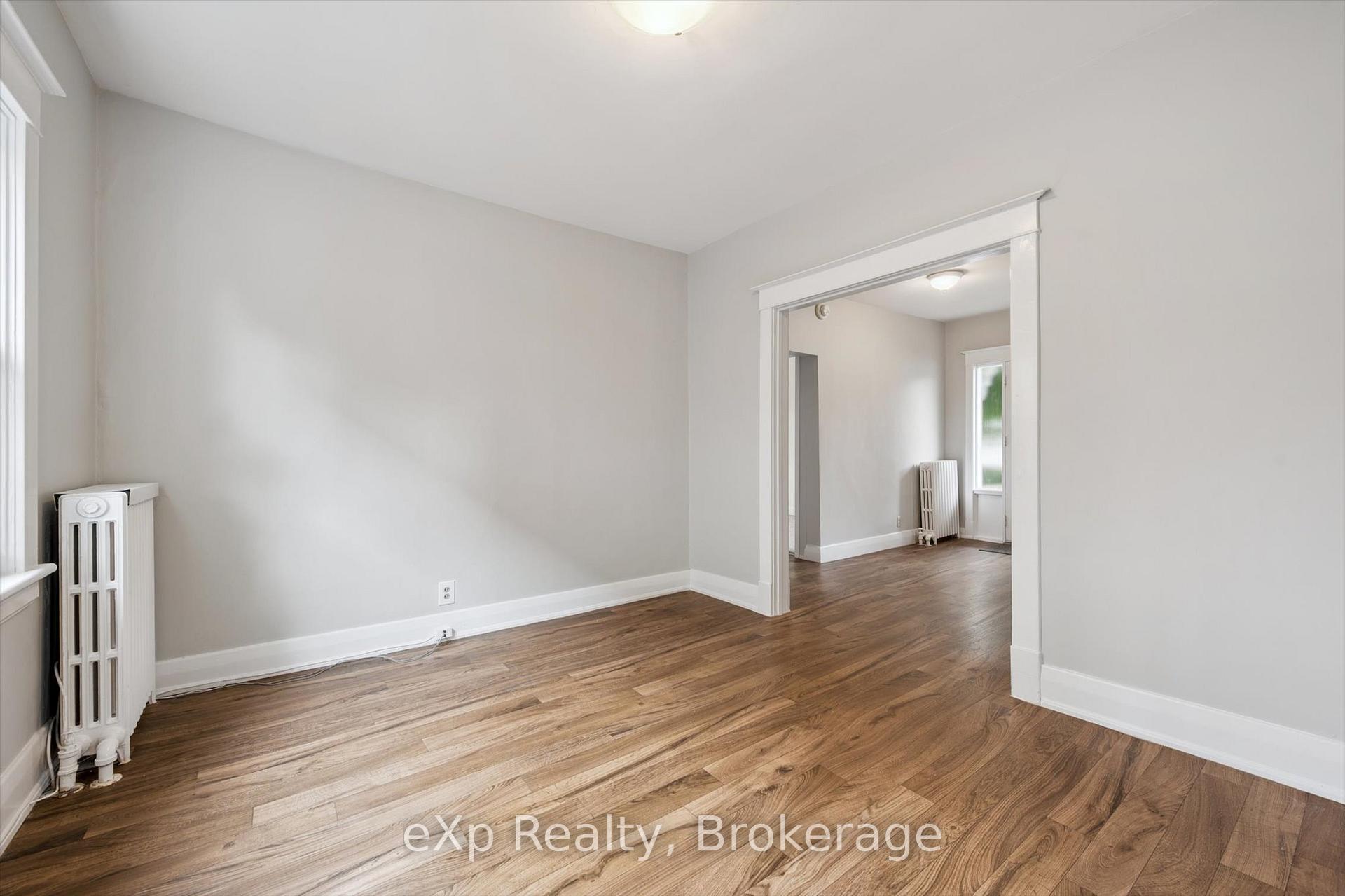 Photo 11 of 120 Johnston Street, Guelph, St. Patrick's Ward — HOMEH