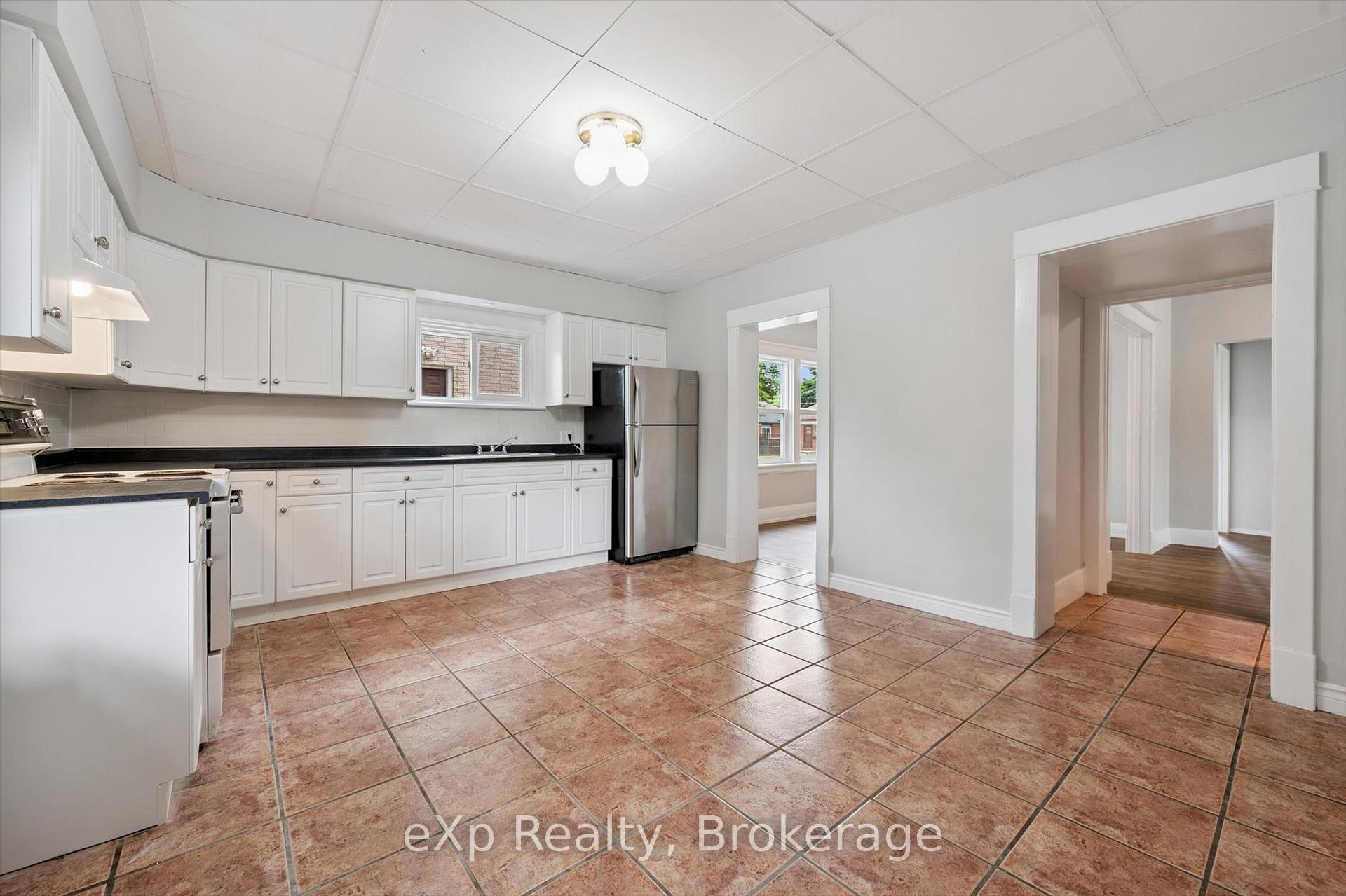 Photo 13 of 120 Johnston Street, Guelph, St. Patrick's Ward — HOMEH