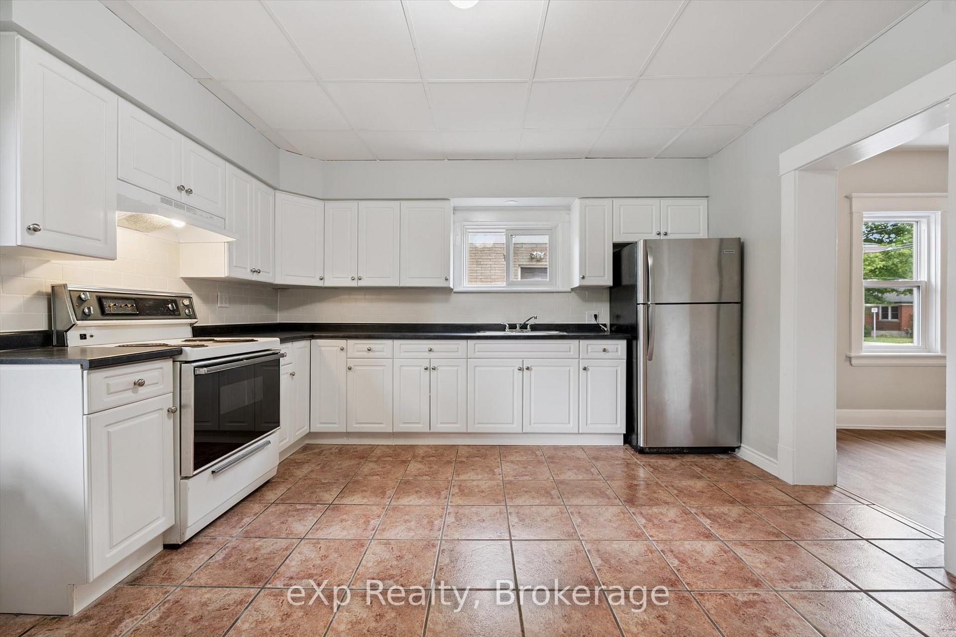 Photo 14 of 120 Johnston Street, Guelph, St. Patrick's Ward — HOMEH