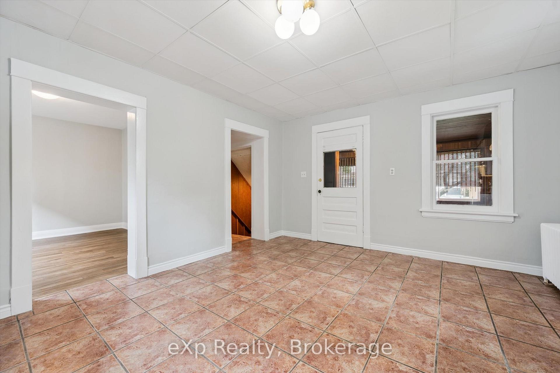 Photo 16 of 120 Johnston Street, Guelph, St. Patrick's Ward — HOMEH