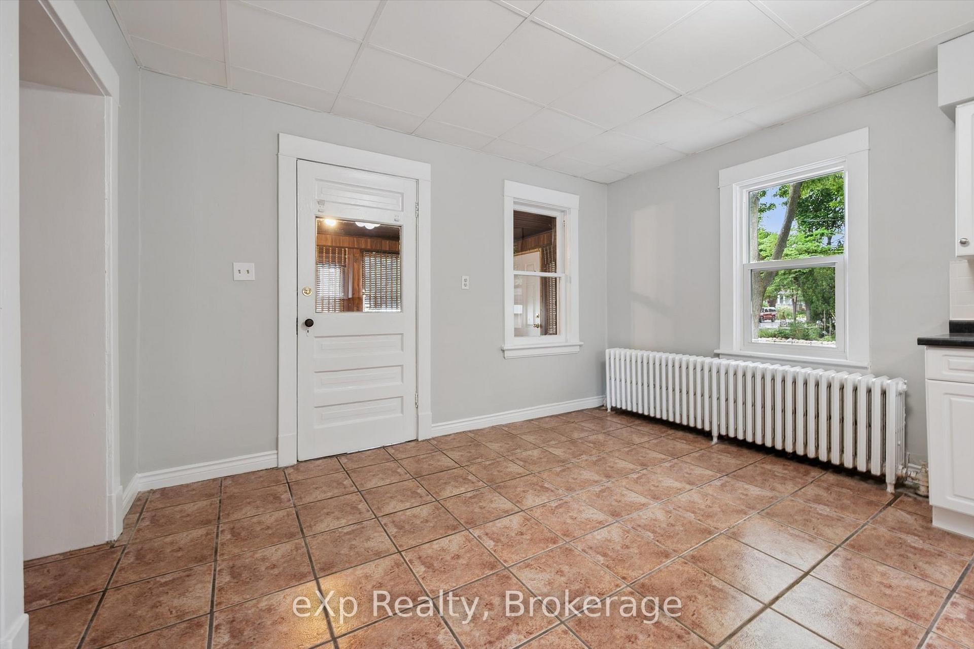 Photo 17 of 120 Johnston Street, Guelph, St. Patrick's Ward — HOMEH