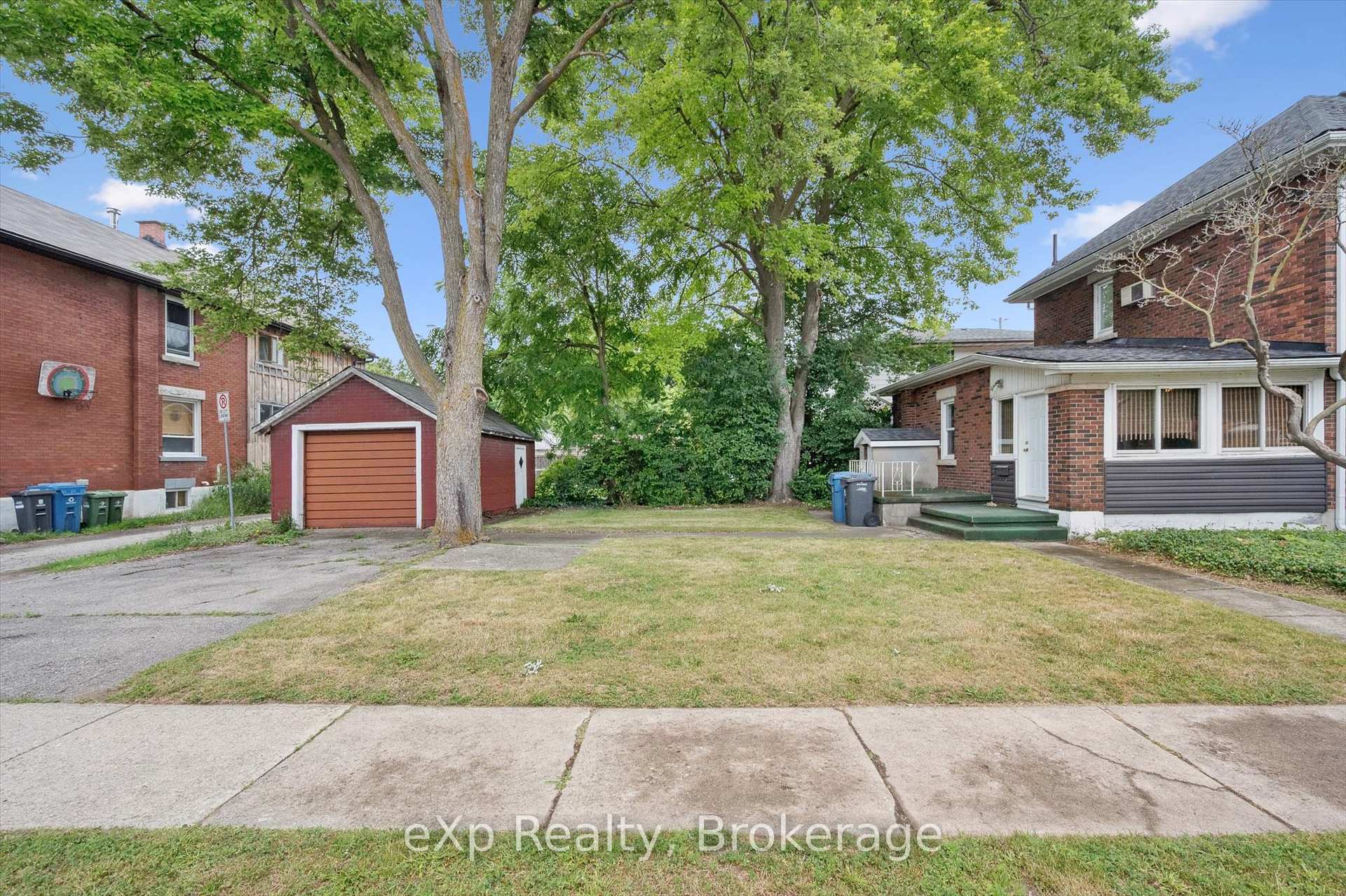 Photo 37 of 120 Johnston Street, Guelph, St. Patrick's Ward — HOMEH