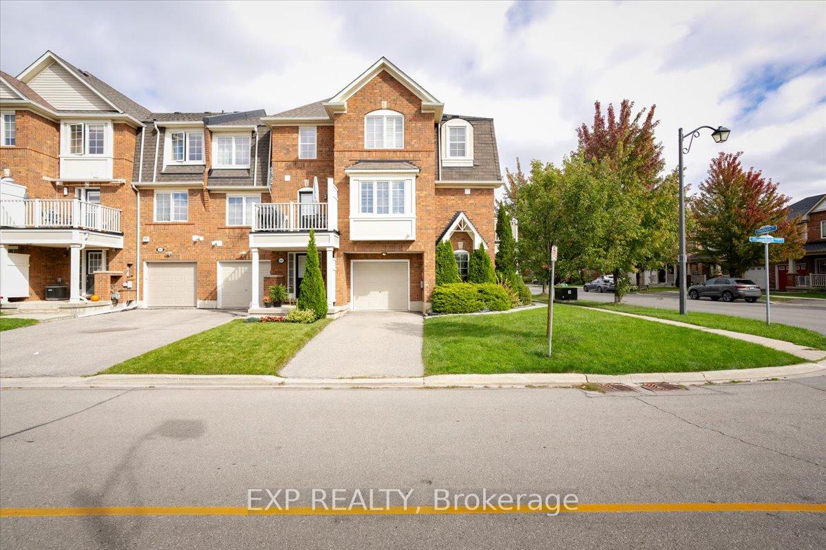 Photo 1 of 949 Hasselfeldt Heights, Milton, Coates — HOMEH